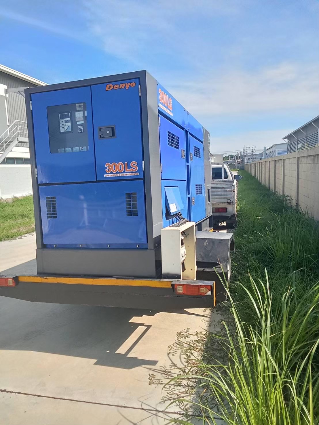 เครื่องปั่นไฟ 300 kVA สำหรับประเมินตามโหลดหน้างาน