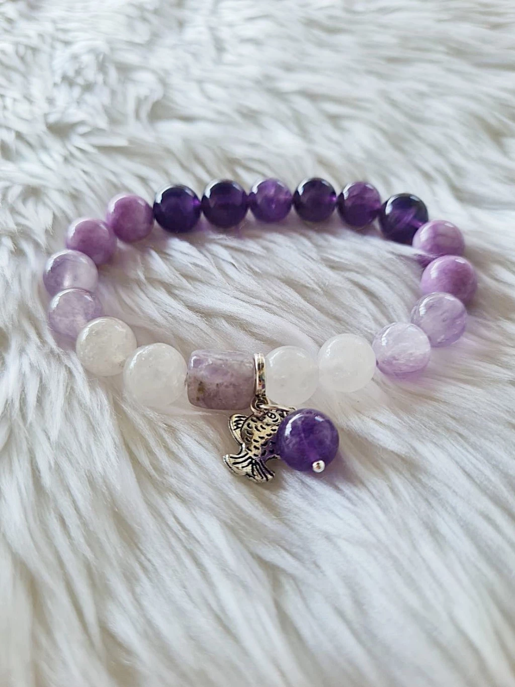 (004) กำไลหินประจำวันเกิด (วันเสาร์) กำไลหินแท้ ขนาด 10 มิล เสริมทุกด้าน (ขนาดข้อมือระบุทางแชทได้เลยค่ะ)