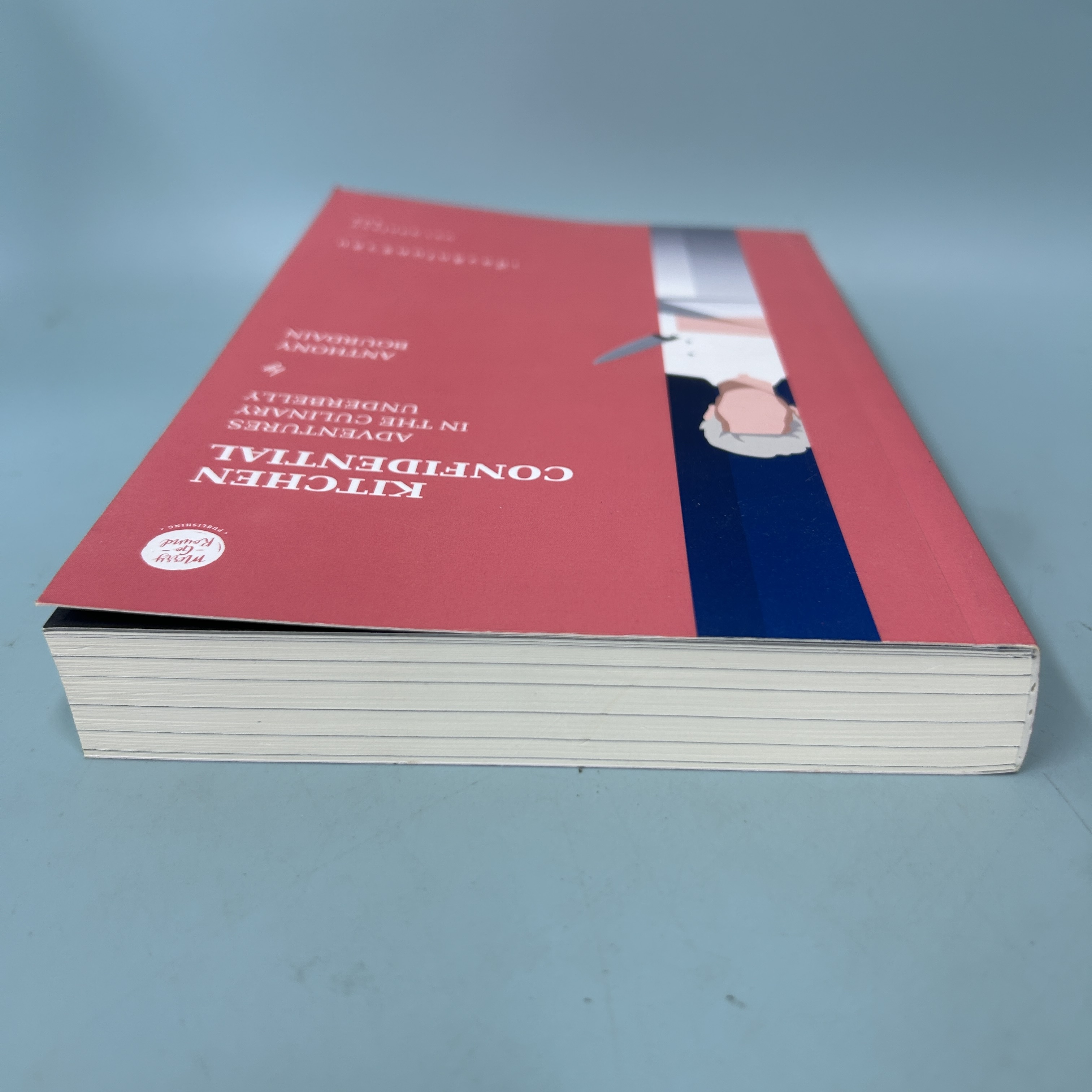 KITCHEN CONFIDENTIAL "เบื้องลึกในครัวลับ" / มือสอง / Anthony Bourdain / Marry Go Round / สารคดีวงการอาหาร