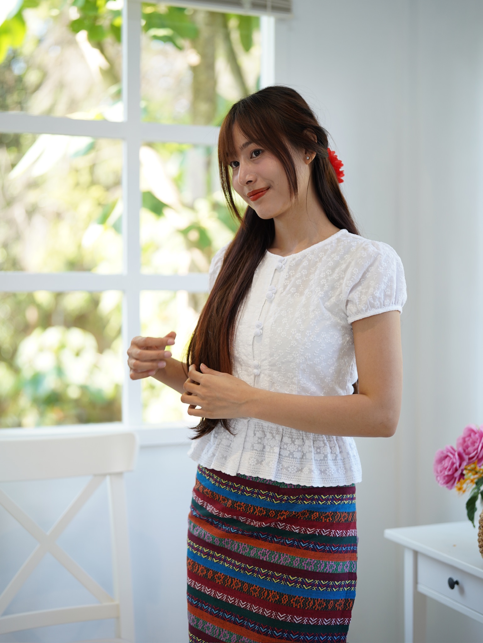 ลดล้างสต๊อก เสื้อภีรนีย์ ลายปักเสื้อตามรูป งานสวยตรงปก100% ตัดเย็บจากช่างฝีมือคนไทย ถ่ายรูปจากสินค้าจริงทุกตัว