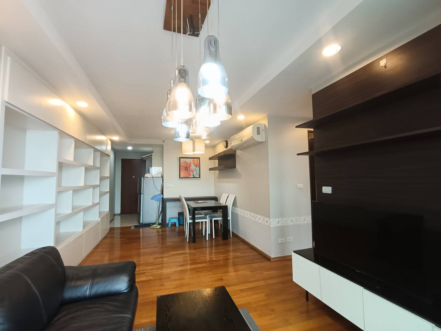 ให้เช่า (For Rent) คอนโด : เดอะ ไลน์ พหลโยธิน อาคาร A (Abstracts)ประเภท : 2 ห้องนอน 1ห้องน้ำ พื้นที่ :57 ตรม.