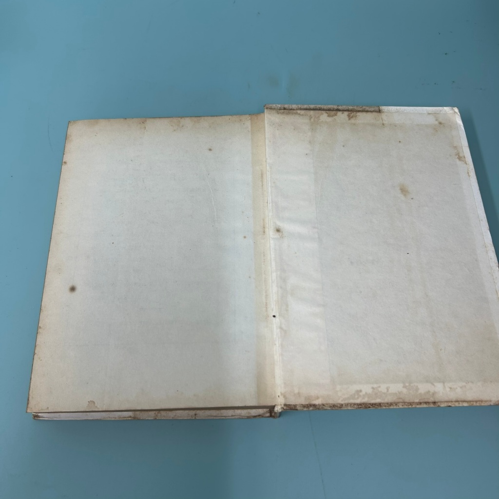 กฤษณาสอนน้อง / มือสอง / สุภัคลักขณา / สำนักพิมพ์ หอสมุดกลาง 09 / วรรณกรรม