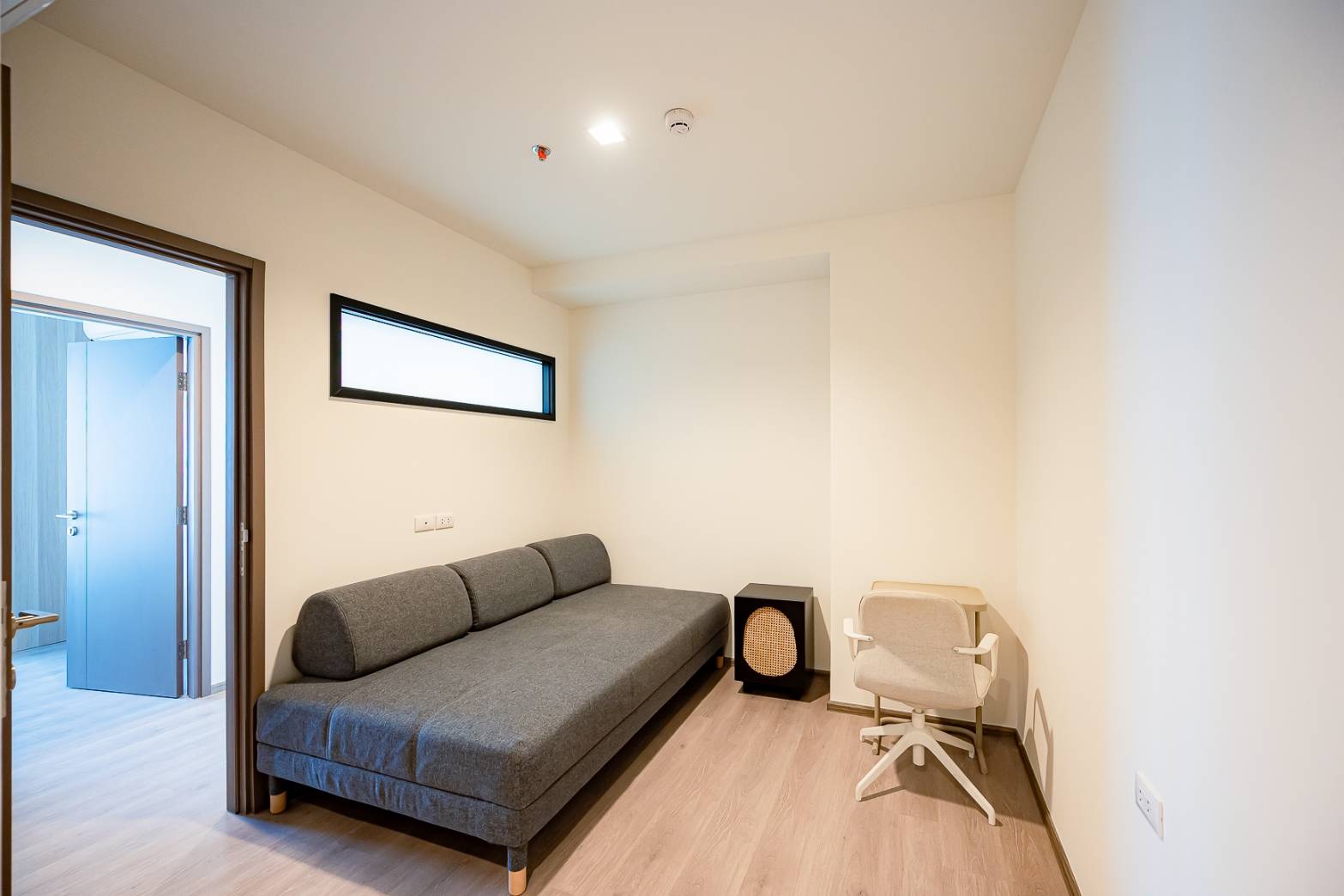 ขาย(For Sale) คอนโด : เดอะ ไลน์ พหลโยธิน อาคาร B (The Line Phahonyothin Park B) ประเภท : 2 ห้องนอน 2 ห้องน้ำ(ห้อง Duplex 2 ชั้น)