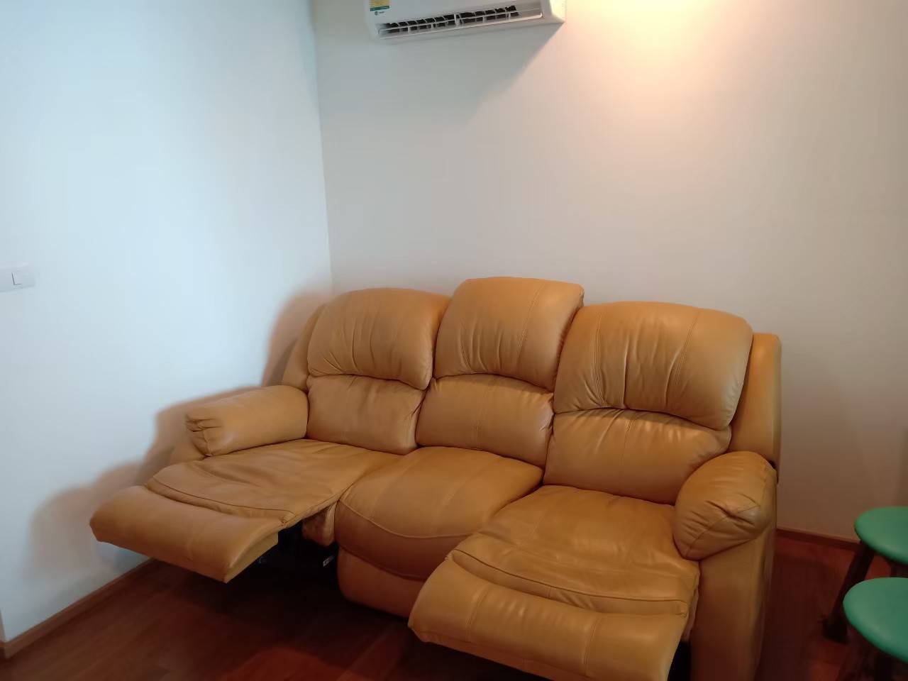 ขาย (For Sale) คอนโด : เดอะ ไลน์ พหลโยธิน อาคาร A (Abstracts) ประเภท : 1 ห้องนอน 1 ห้องน้ำ พื้นที่ : 38 ตรม.