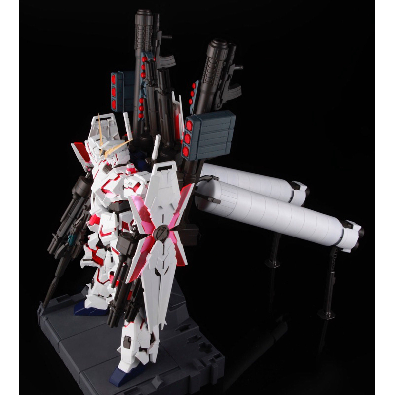 PG PREMIUM BANDAI Full Armor Unit for RX-0 Unicorn Gundam
