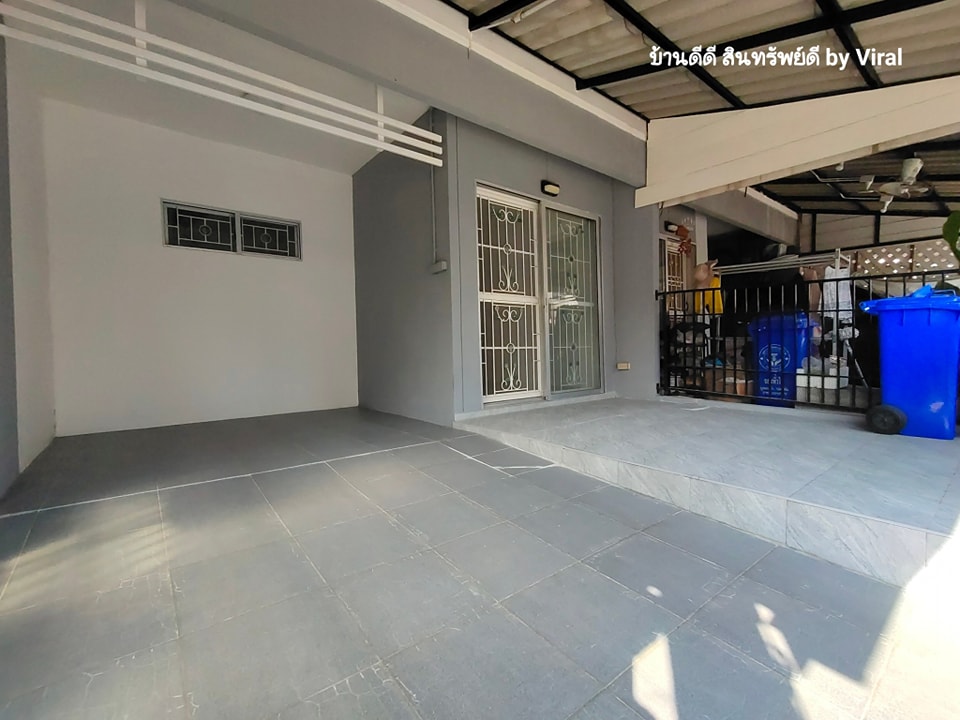 ทาวน์โฮม 2 ชั้น บ้านพร้อมอยู่ แปลงสวยต้นโครงการฯ รีโนเวทแล้ว บ้านพฤกษา 45 บางบัวทอง-ลาดปลาดุก โซนนนทบุรี