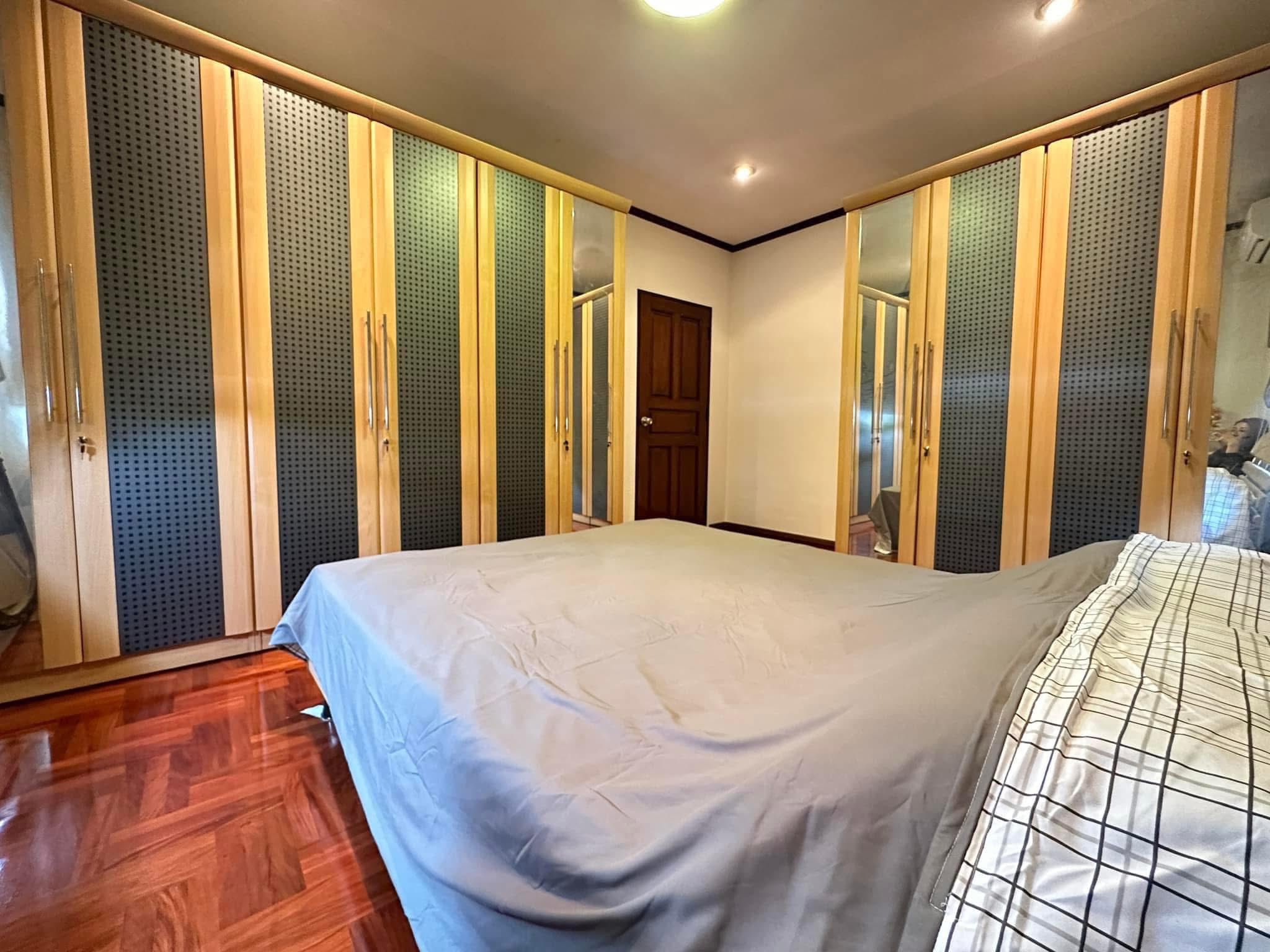 ขายบ้านเดี่ยว 2 ชั้น โครงการหมู่บ้านลดาวัลย์ ลากูน รังสิต บ้านหรูสวยสไตล์ยุโรป