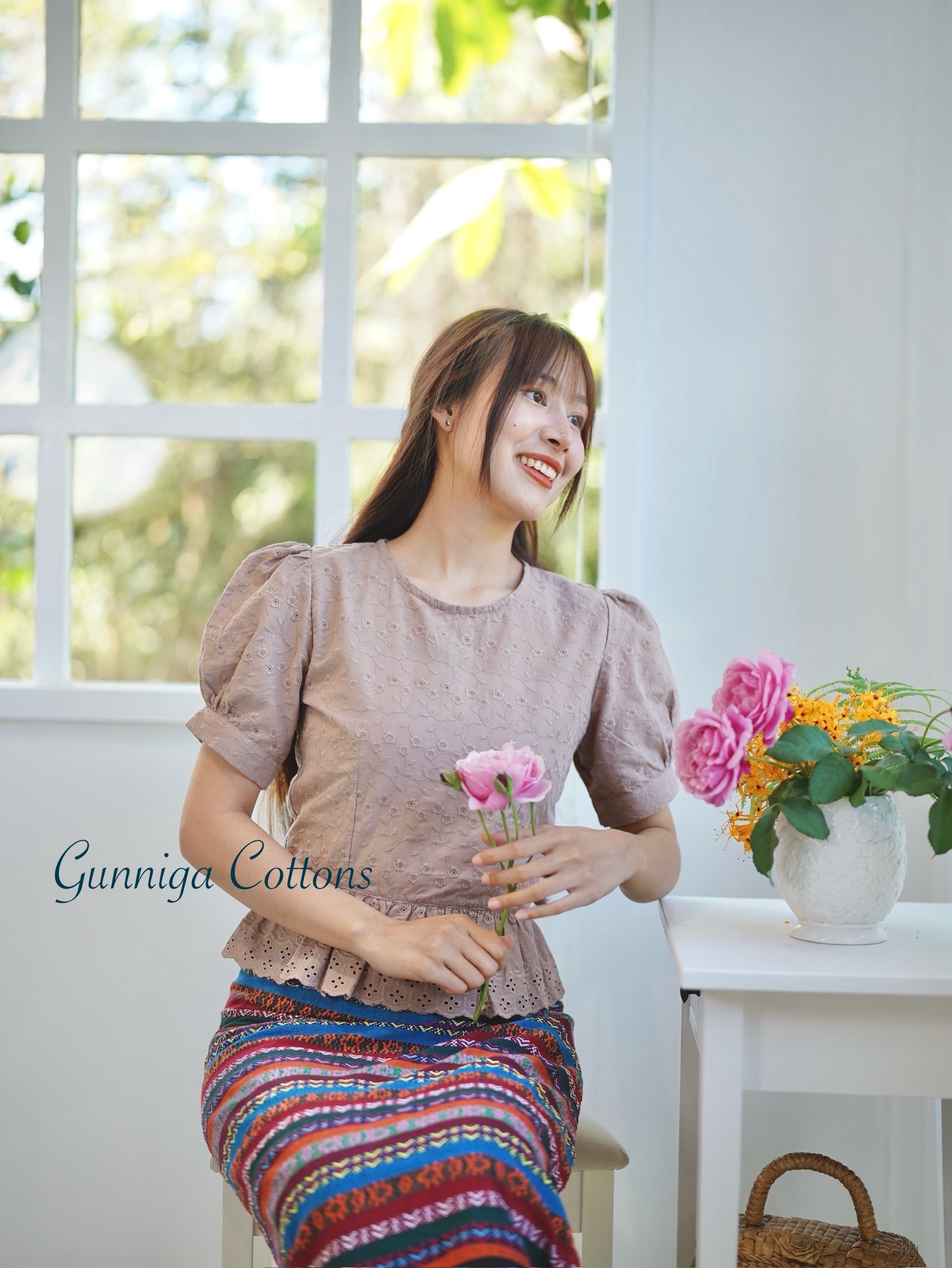 เสื้อดาหลา เลือกสีเพิ่มเติมได้ค่ะ มีสีเขียวสังขยา สีเขียวขี้ม้า สีปูน สีฟ้า สีมอคค่า สีม่วง