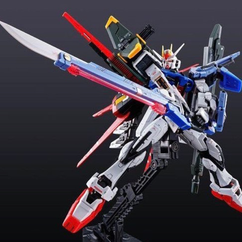 RG PREMIUM BANDAI GAT-X105+AQM/E-YMI Perfect Strike Gundam