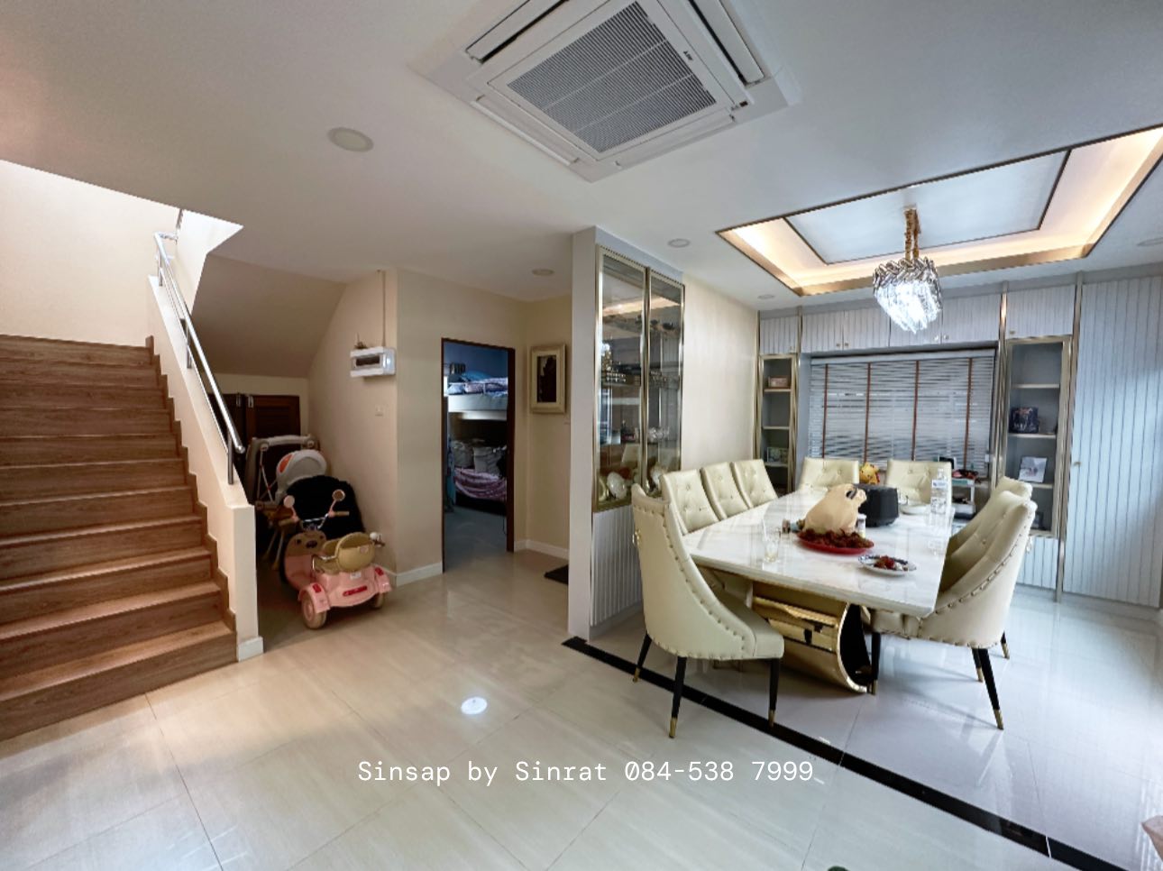 ขายบ้านเดี่ยว 2 ชั้น หมู่บ้านนารีสา ซอย.เสรีไทย 29 เนื้อที่ 56 ตารางวา