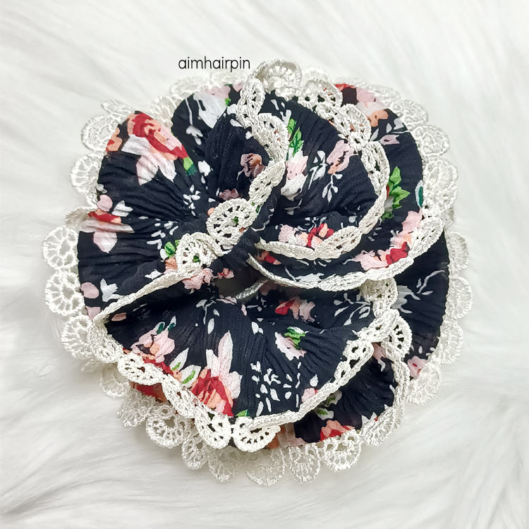 ยางรัดผมเอวัน แต่งขอบลูกไม้ A-One มีให้เลือก 22 ลาย - aimhairpin จำหน่ายกิ๊บติดผมเกาหลีแท้ และเครื่องประดับ ยางรัดผม คาดผมแฟชั่น สร้อยคอ ต่างหู