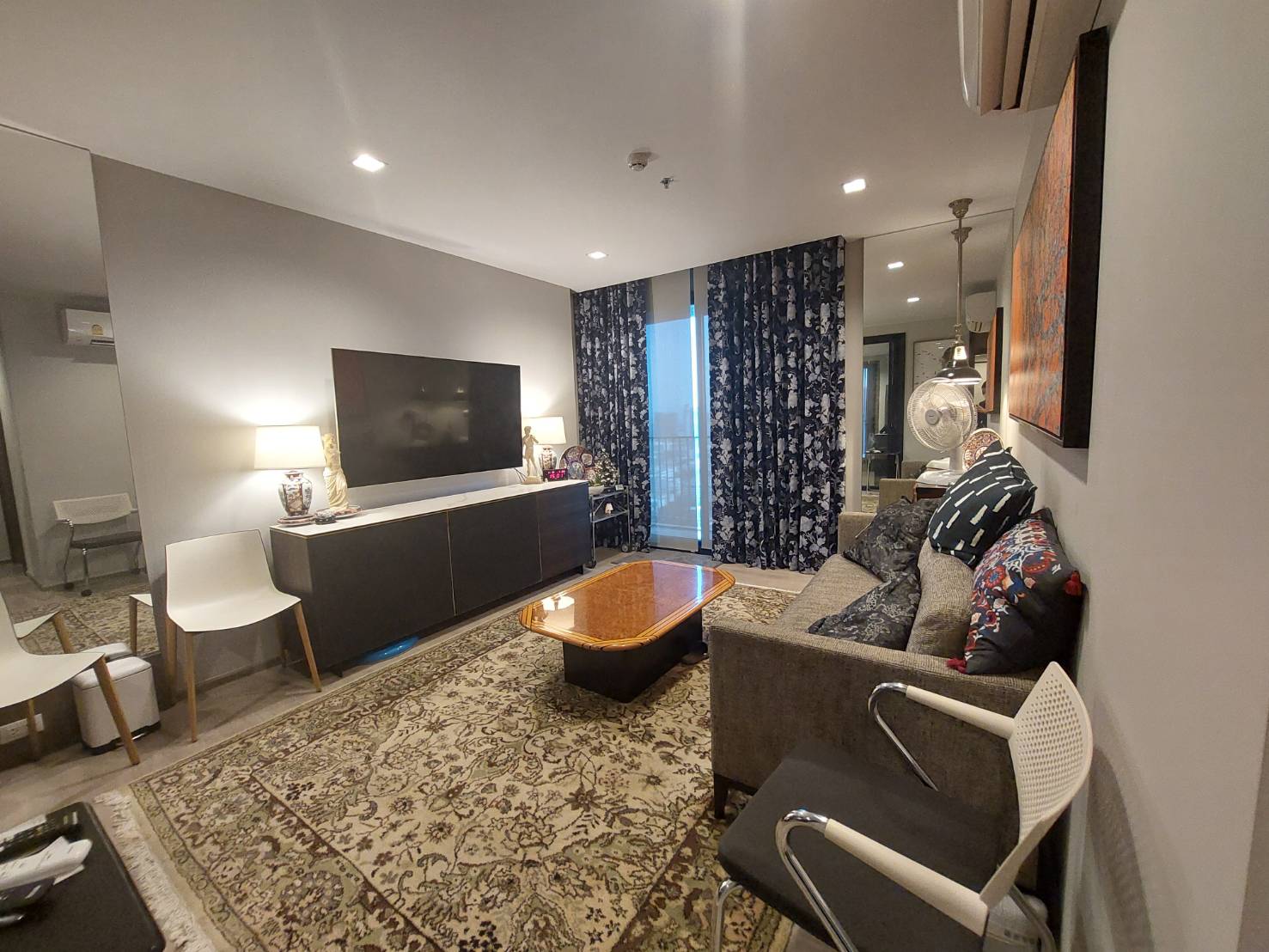 ขาย (For Sale) คอนโด : เดอะ ไลน์ พหลโยธิน อาคาร B (The Line Phahonyothin Park B) ประเภท : 2 ห้องนอน 2 ห้องน้ำ พื้นที่ : 62 ตรม.