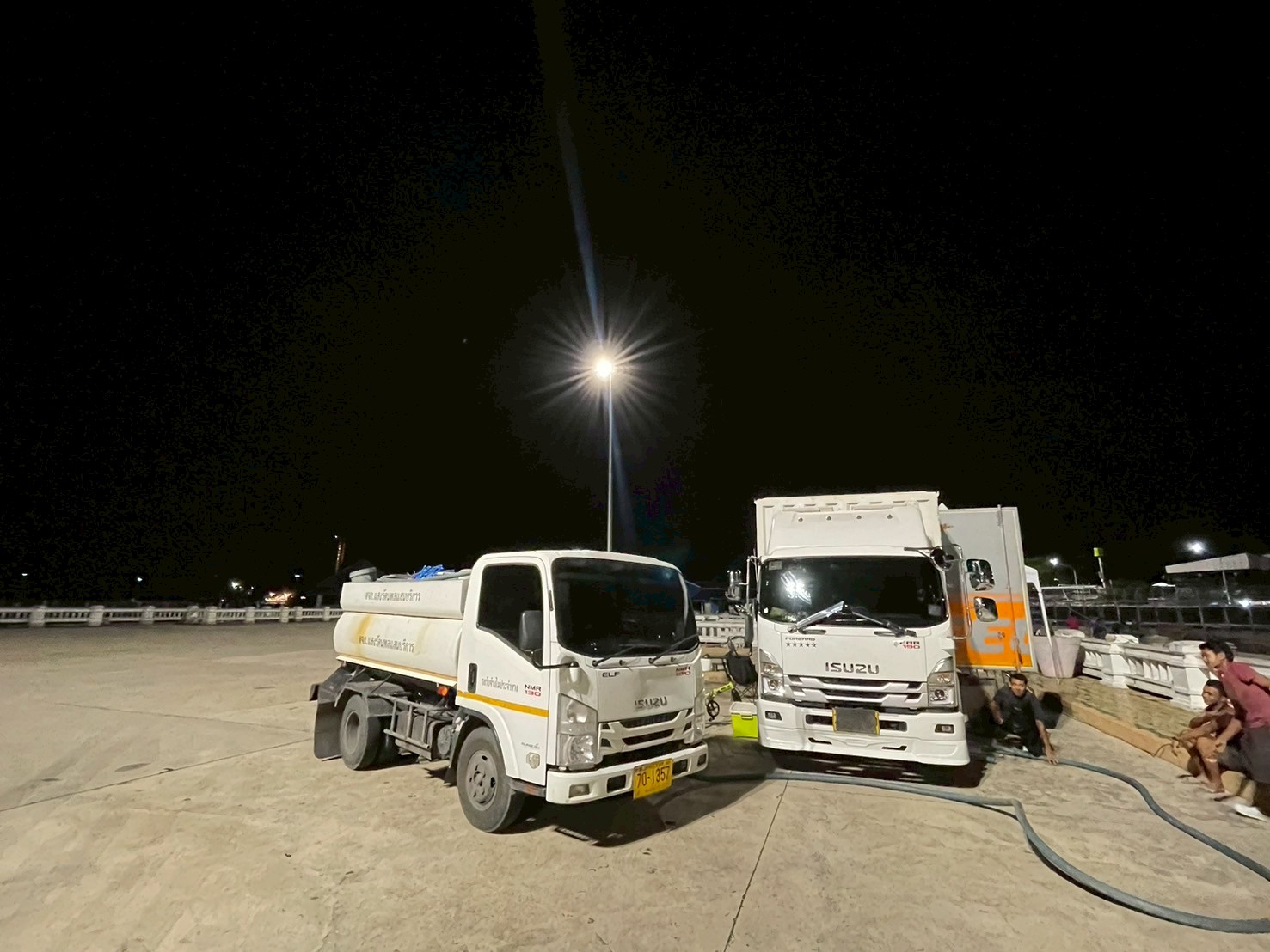 รถสุขาเคลื่อนที่สีหบุรานกิจ รถสุขาเคลื่อนที่สีหบุรานกิจ