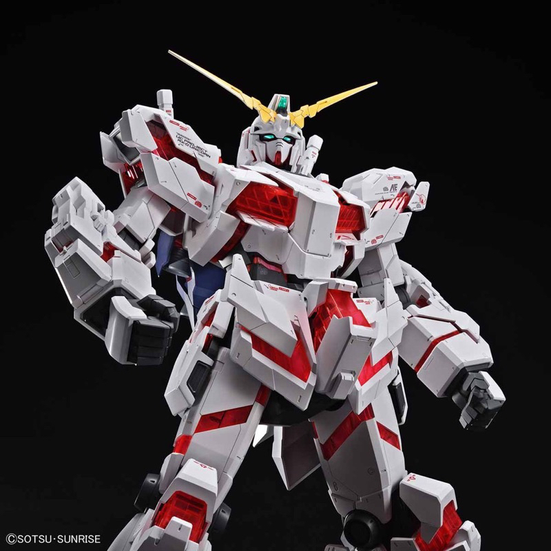 BANDAI Mega Size 1/48 RX-0 Unicorn Gundam [Destroy Mode]