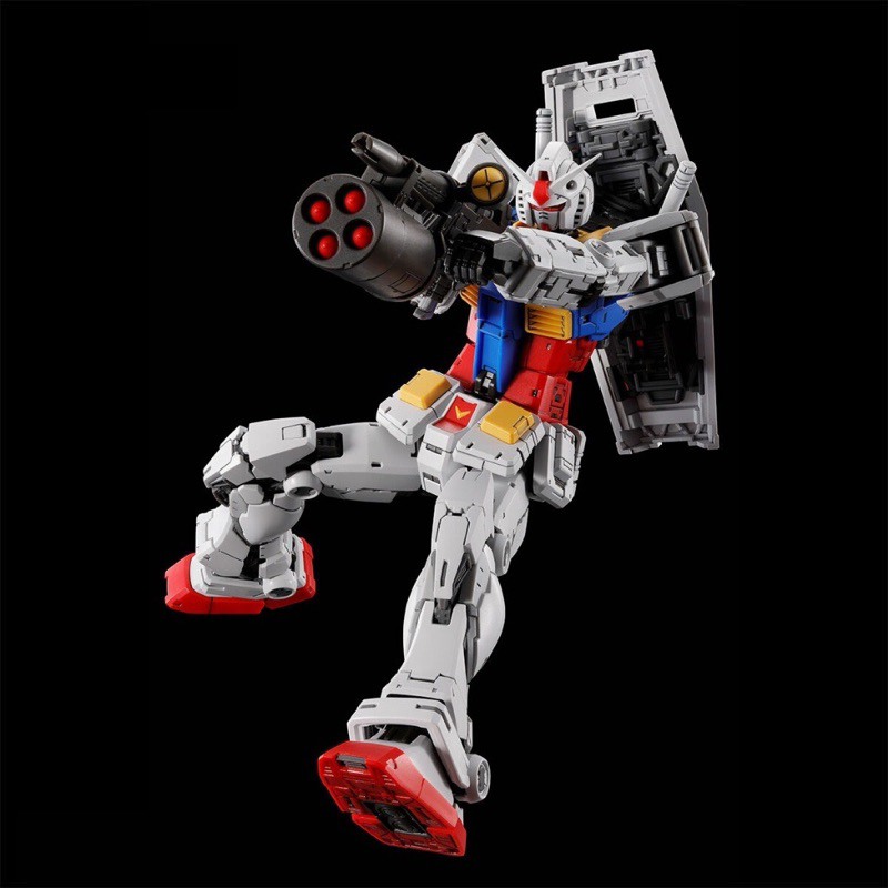 RG PREMIUM BANDAI RX-78-2 Gundam Ver.2.0 + Weapon Set