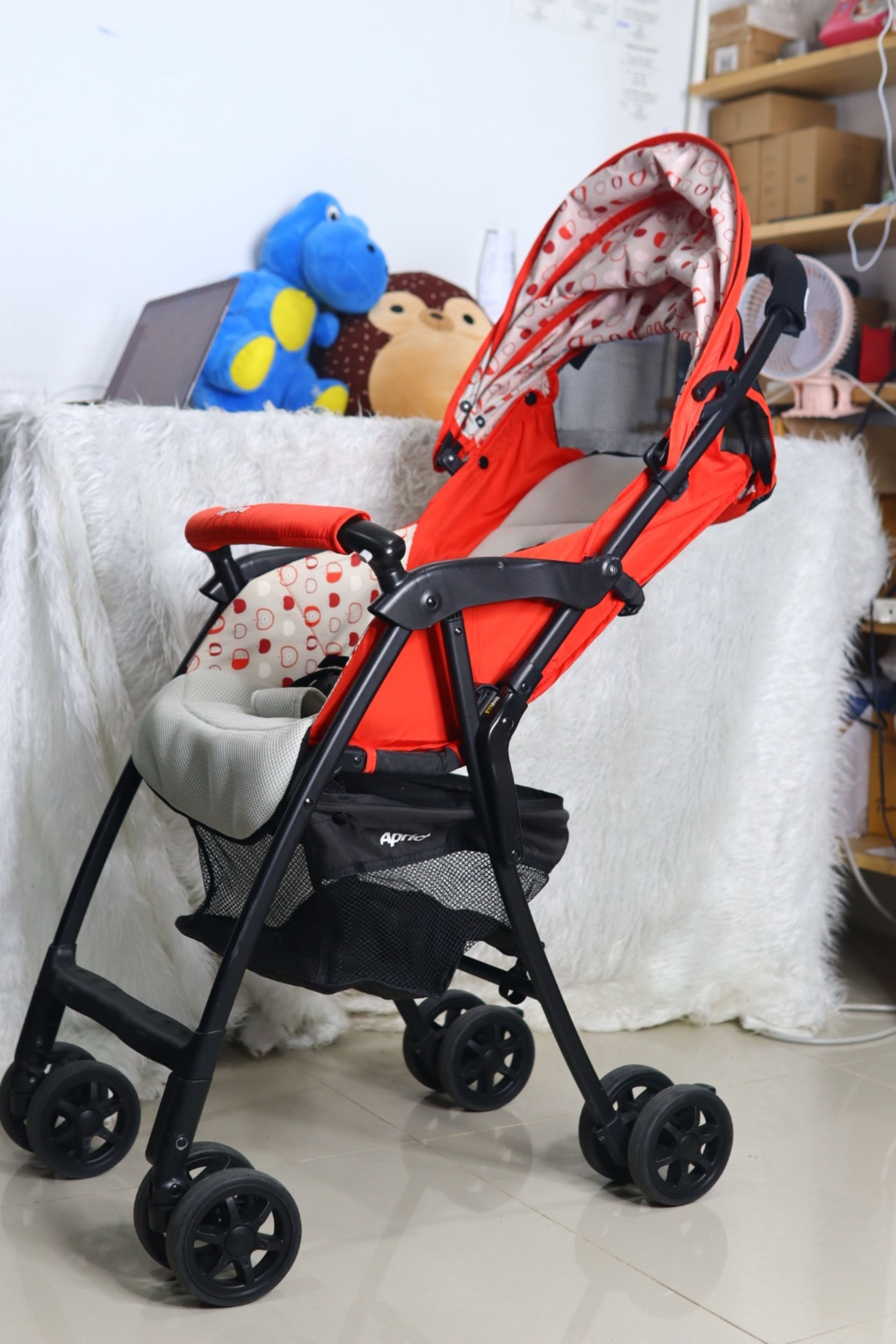รถเข็นเด็ก Aprica พับเล็ก ( 6 เดือน -18KG)