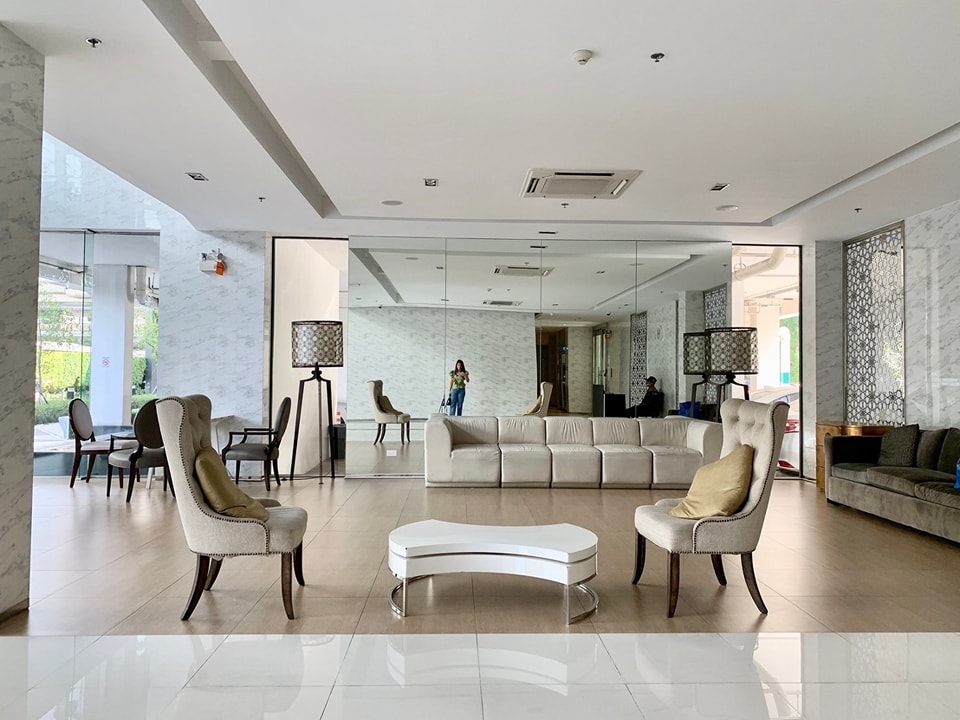 The Hotel Condo (เดอะ โฮเทล คอนโด) รัตนาธิเบศร์ ชั้น 21 จาก (จำนวนชั้นทั้งหมด : 26 ชั้น) ราคา 2,790,000 บาท (ราคาต่อรองได้ พร้อมจบ)