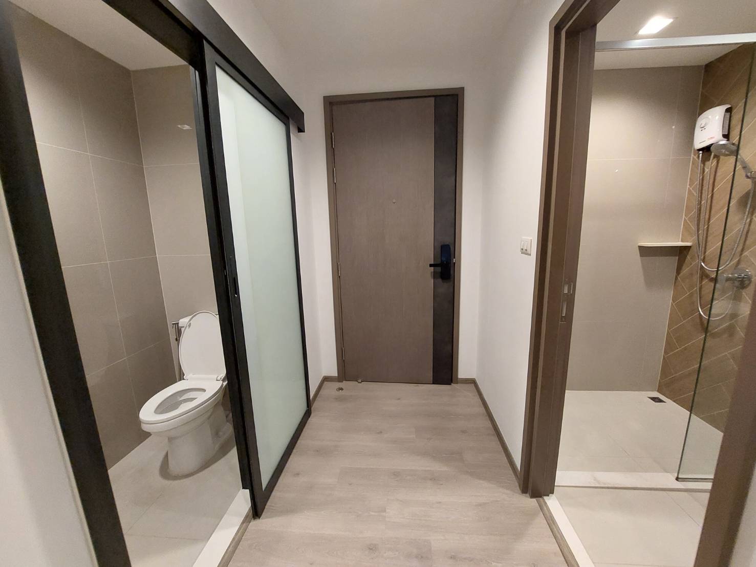 ขาย (For Sale) คอนโด : เดอะ ไลน์ พหลโยธิน อาคาร B 1 ห้องนอน 1 ห้องน้ำ 32 ตรม.