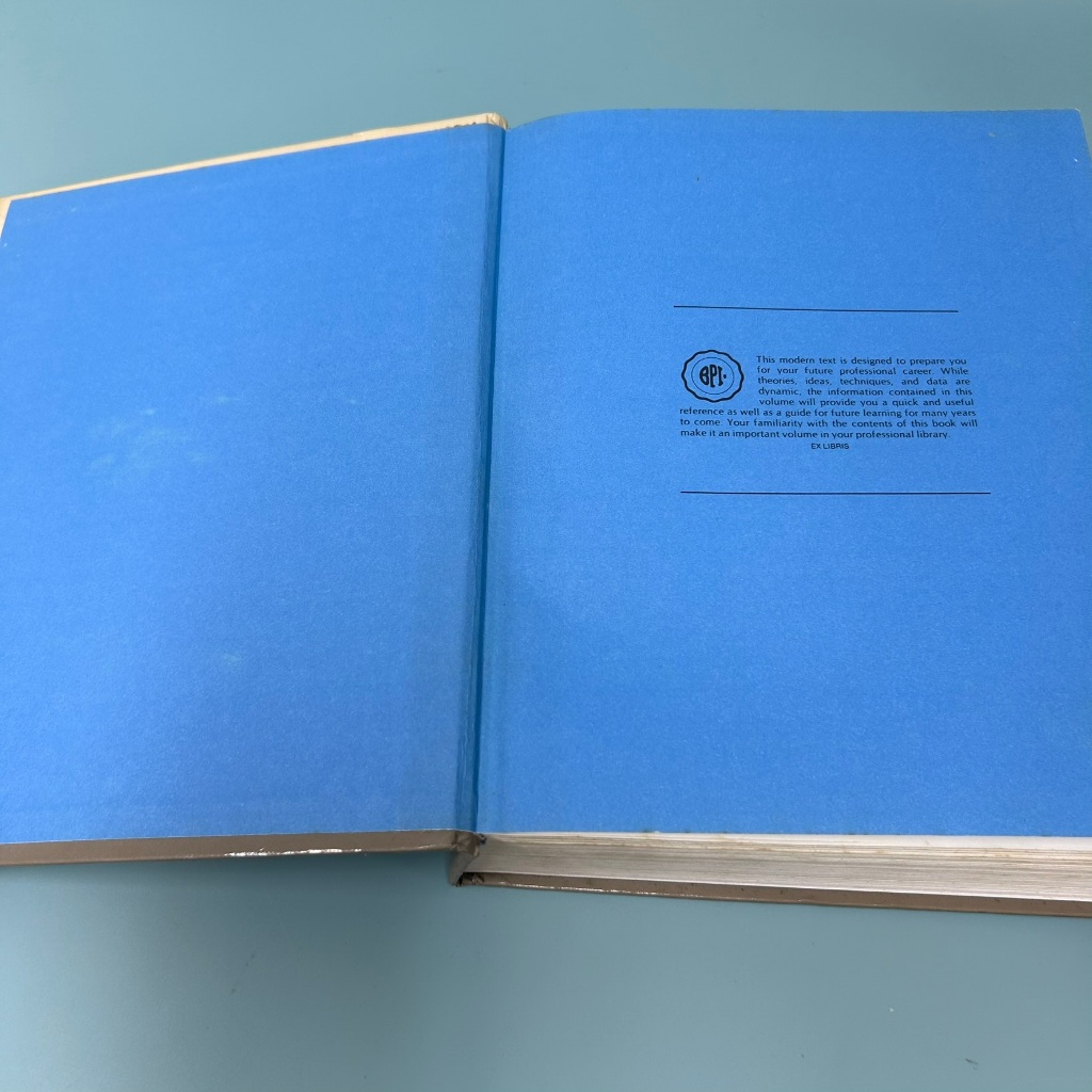 Strategic Management: Concepts and Cases 4th Edition ... Thompson & Strickland (Pre Owned) Textbook