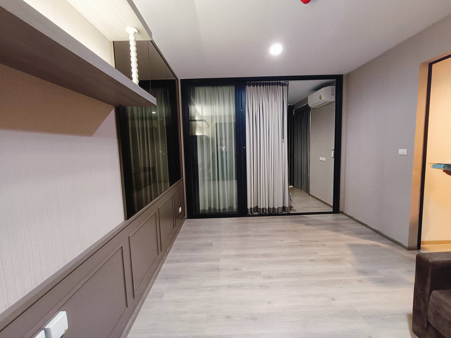 ขาย (For Sale) คอนโด : เดอะ ไลน์ พหลโยธิน อาคาร B (The Line Phahonyothin Park B) ประเภท : 1 ห้องนอน 1 ห้องน้ำ พื้นที่ : 40 ตรม.