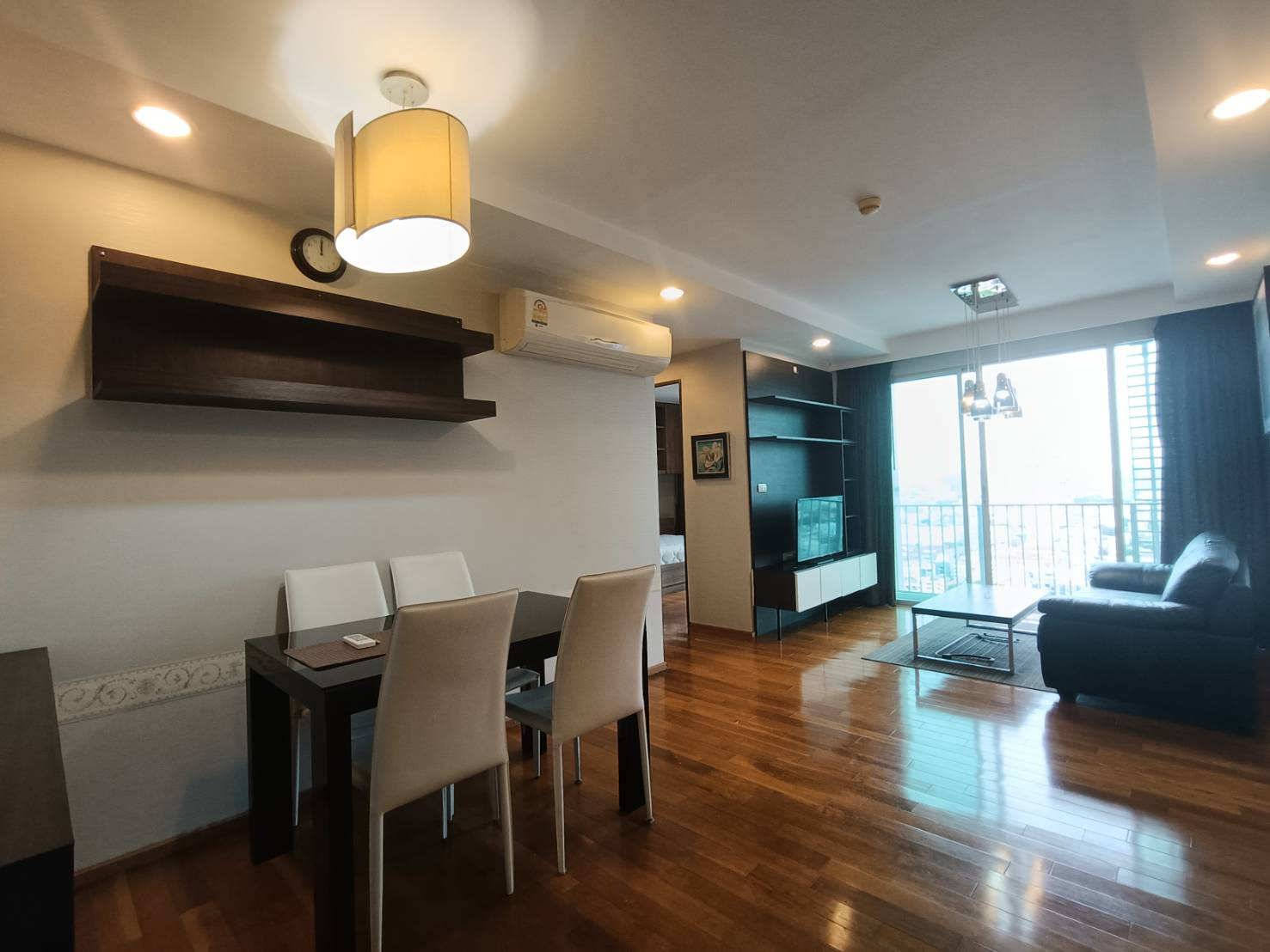 ให้เช่า (For Rent) คอนโด : เดอะ ไลน์ พหลโยธิน อาคาร A (Abstracts)ประเภท : 2 ห้องนอน 1ห้องน้ำ พื้นที่ :57 ตรม.