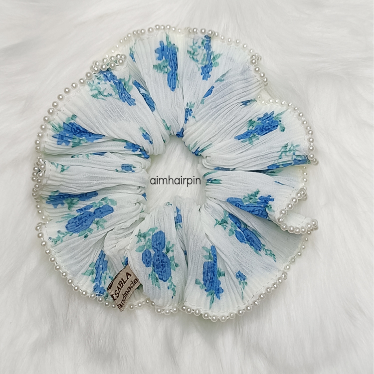 ยางเอวันขอบแต่งมุก A-One ใหม่ล่าสุด มีให้เลือก 11 ลาย - aimhairpin จำหน่ายกิ๊บติดผมเกาหลีแท้ และเครื่องประดับ ยางรัดผม คาดผมแฟชั่น สร้อยคอ ต่างหู