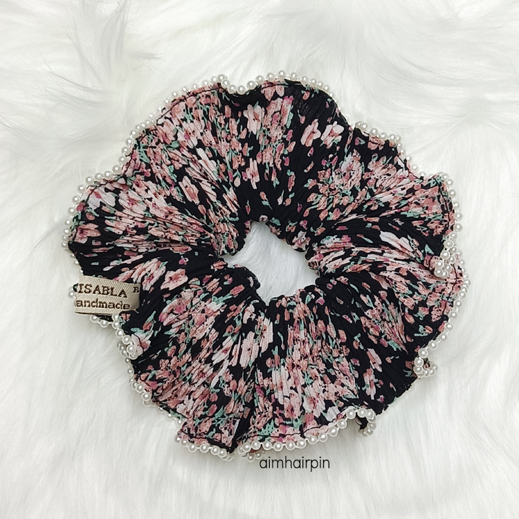 ยางเอวันขอบแต่งมุก A-One ใหม่ล่าสุด มีให้เลือก 11 ลาย - aimhairpin จำหน่ายกิ๊บติดผมเกาหลีแท้ และเครื่องประดับ ยางรัดผม คาดผมแฟชั่น สร้อยคอ ต่างหู