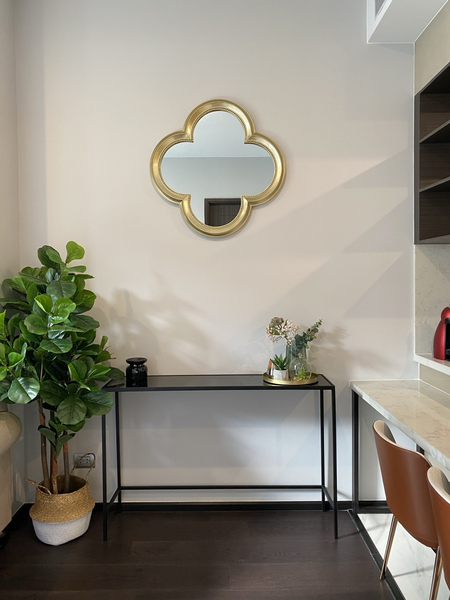 (Corner Room)For Rent | LAVIQ Sukhumvit 57 1 Bedrooms | 1 Bathrooms 45 sq.m. – Luxury Condo near BTS Thonglor