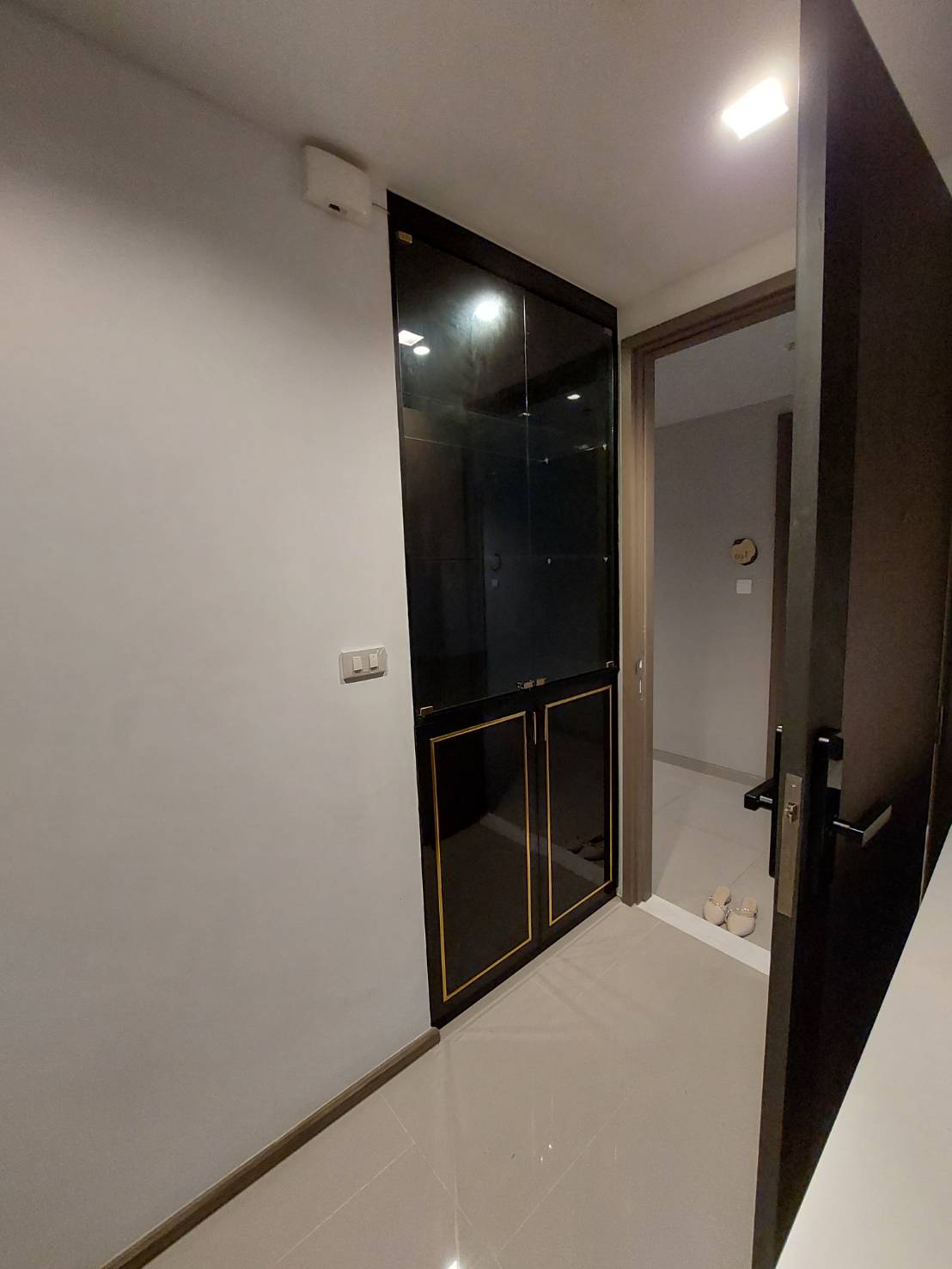 ขาย (For Sale) คอนโด : เดอะ ไลน์ พหลโยธิน อาคาร B (The Line Phahonyothin Park B) ประเภท : 1 ห้องนอน 1 ห้องน้ำ พื้นที่ : 33 ตรม.