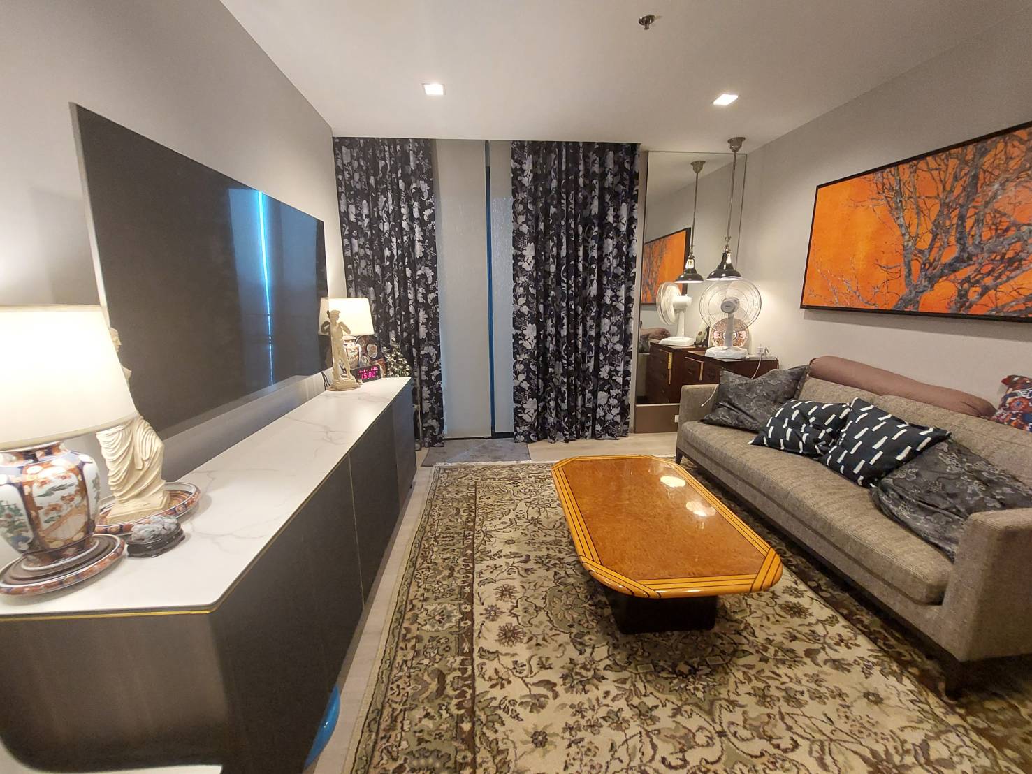 ขาย (For Sale) คอนโด : เดอะ ไลน์ พหลโยธิน อาคาร B (The Line Phahonyothin Park B) ประเภท : 2 ห้องนอน 2 ห้องน้ำ พื้นที่ : 62 ตรม.