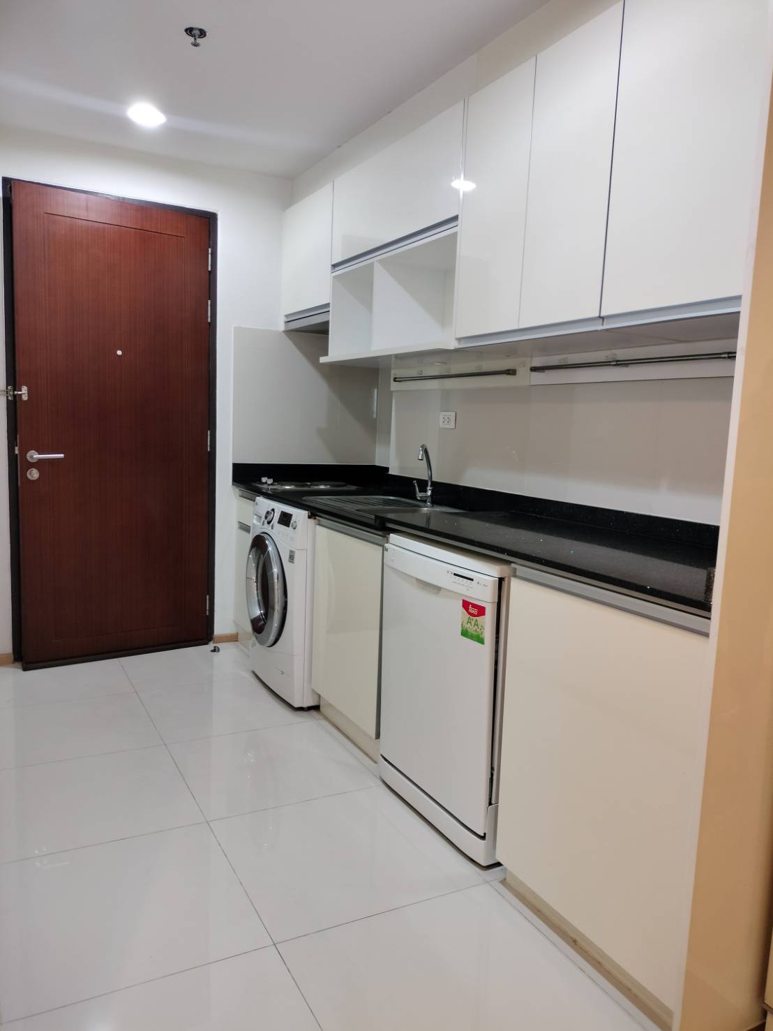 ขาย (For Sale) คอนโด : เดอะ ไลน์ พหลโยธิน อาคาร A (Abstracts) ประเภท : 1 ห้องนอน 1 ห้องน้ำ พื้นที่ : 44.85ตรม.