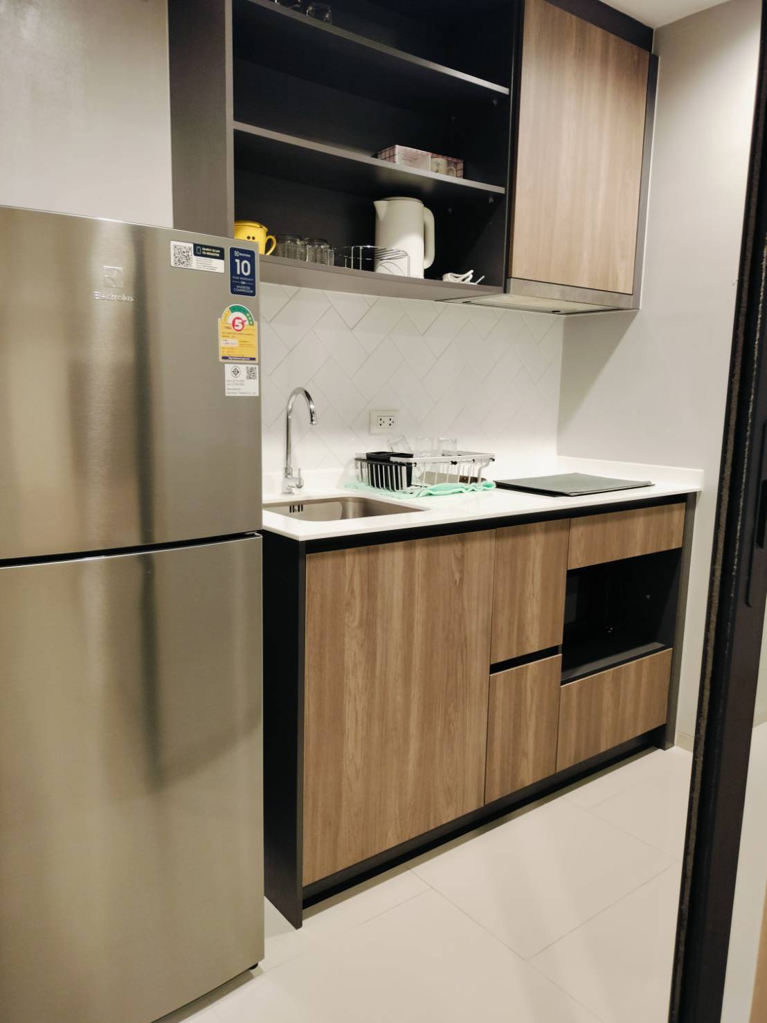 ให้เช่า คอนโด : เดอะ ไลน์ พหลโยธิน อาคาร B ประเภท : 1 ห้องนอน 1ห้องน้ำ พื้นที่ :41 ตรม.