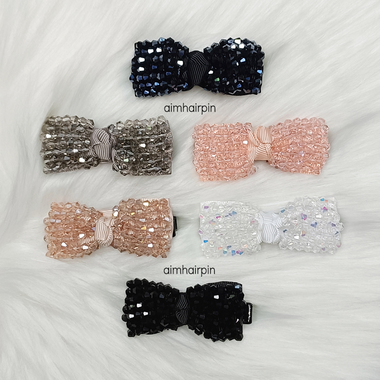 กิ๊บโบว์คริสตัล ปากเป็ด - aimhairpin จำหน่ายกิ๊บติดผมเกาหลีแท้ และเครื่องประดับ ยางรัดผม คาดผมแฟชั่น สร้อยคอ ต่างหู