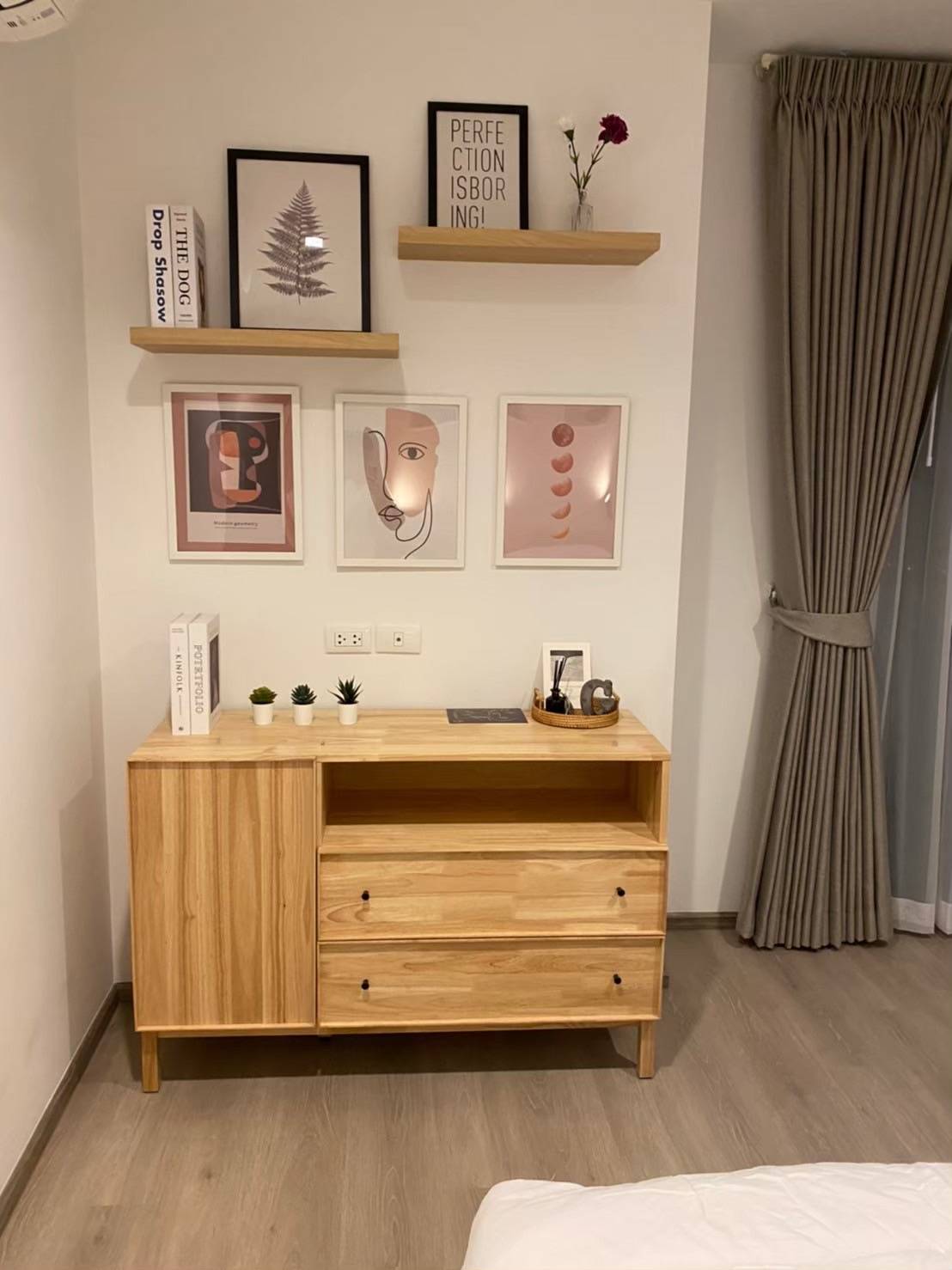 ขายพร้อมผู้เช่า (For Sale) คอนโด : เดอะ ไลน์ พหลโยธิน อาคาร B (The Line Phahonyothin Park B) ประเภท : 2 ห้องนอน 2 ห้องน้ำ พื้นที่ : 60 ตรม.