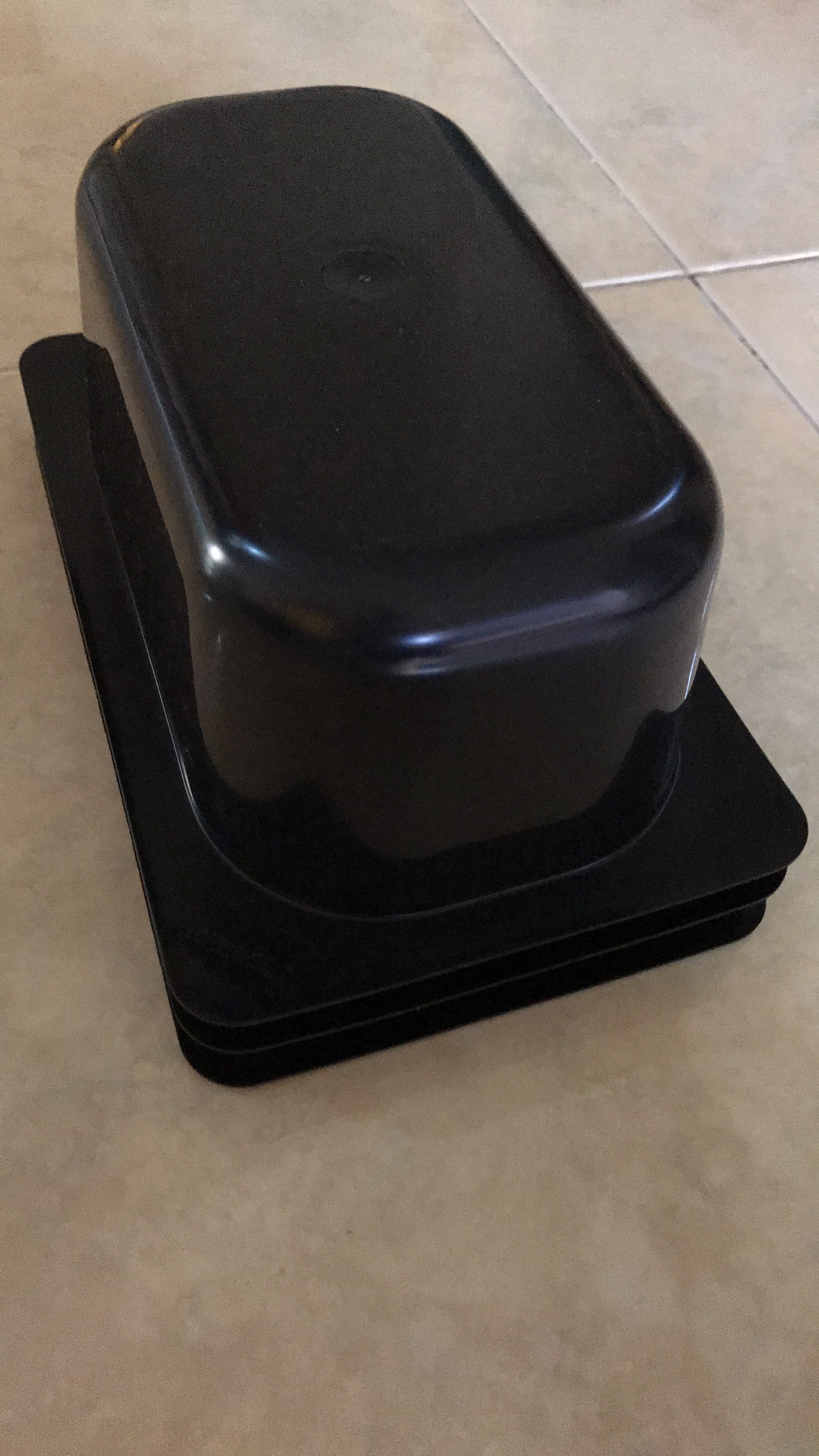 ถาดไอศกรีมพลาสติกอย่างดี มีให้เลือก 2 สี สีดำ และ ขาว (ขายขั้นต่ำ 12 ใบ)