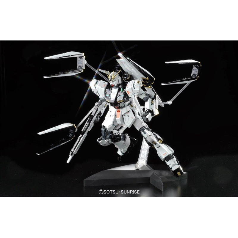 MG PREMIUM BANDAI RX-93 NU GUNDAM ver KA [Titanium Finish]