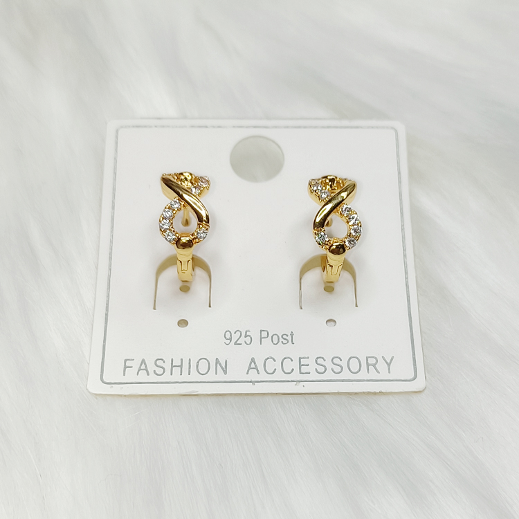 ต่างหูห่วงเล็กสีทอง ฝังเพชร - aimhairpin จำหน่ายกิ๊บติดผมเกาหลีแท้ และเครื่องประดับ ยางรัดผม คาดผมแฟชั่น สร้อยคอ ต่างหู