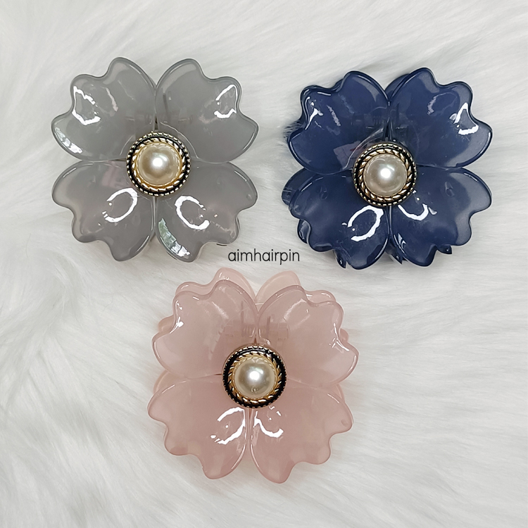 กิ๊บหนีบผมทรงดอกไม้ แต่งอะไหล่มุก - aimhairpin จำหน่ายกิ๊บติดผมเกาหลีแท้ และเครื่องประดับ ยางรัดผม คาดผมแฟชั่น สร้อยคอ ต่างหู