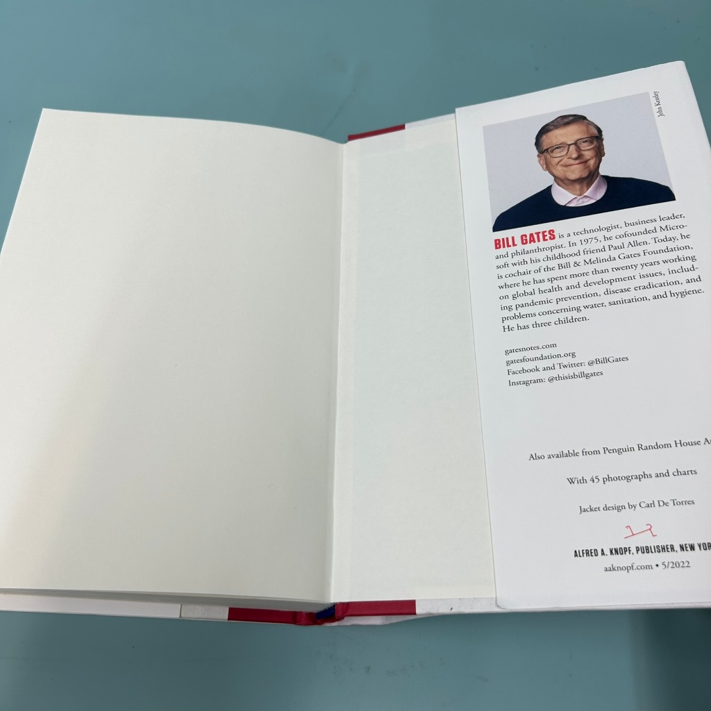 How to Prevent the Next Pandemic [Hardcover] by Bill Gates