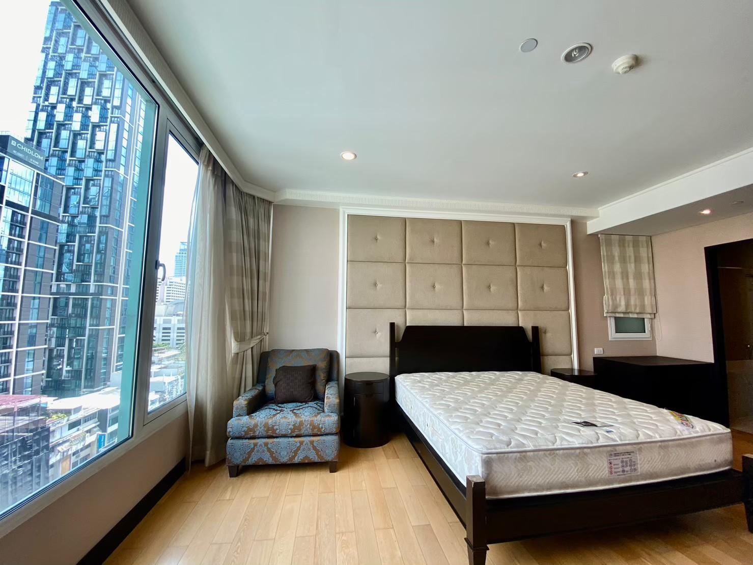 ให้เช่า (For Rent) คอนโด : คอนโด : เดอะ พาร์ค ชิดลม 🔸️ประเภท : 4 ห้องนอน 🔸️พื้นที่ :305 ตรม.