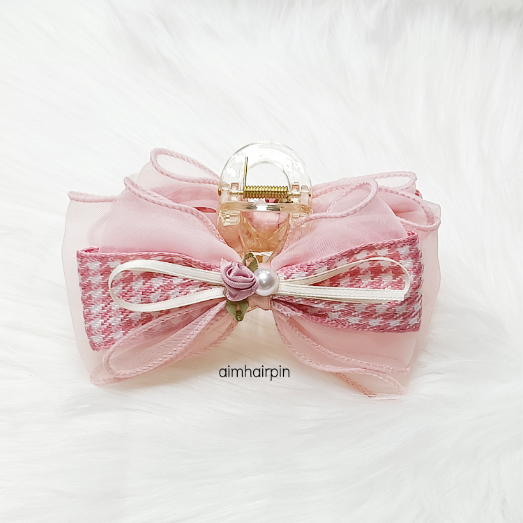 กิ๊บหนีบผม ทรงโบว์ผ้า สีชมพู - aimhairpin จำหน่ายกิ๊บติดผมเกาหลีแท้ และเครื่องประดับ ยางรัดผม คาดผมแฟชั่น สร้อยคอ ต่างหู