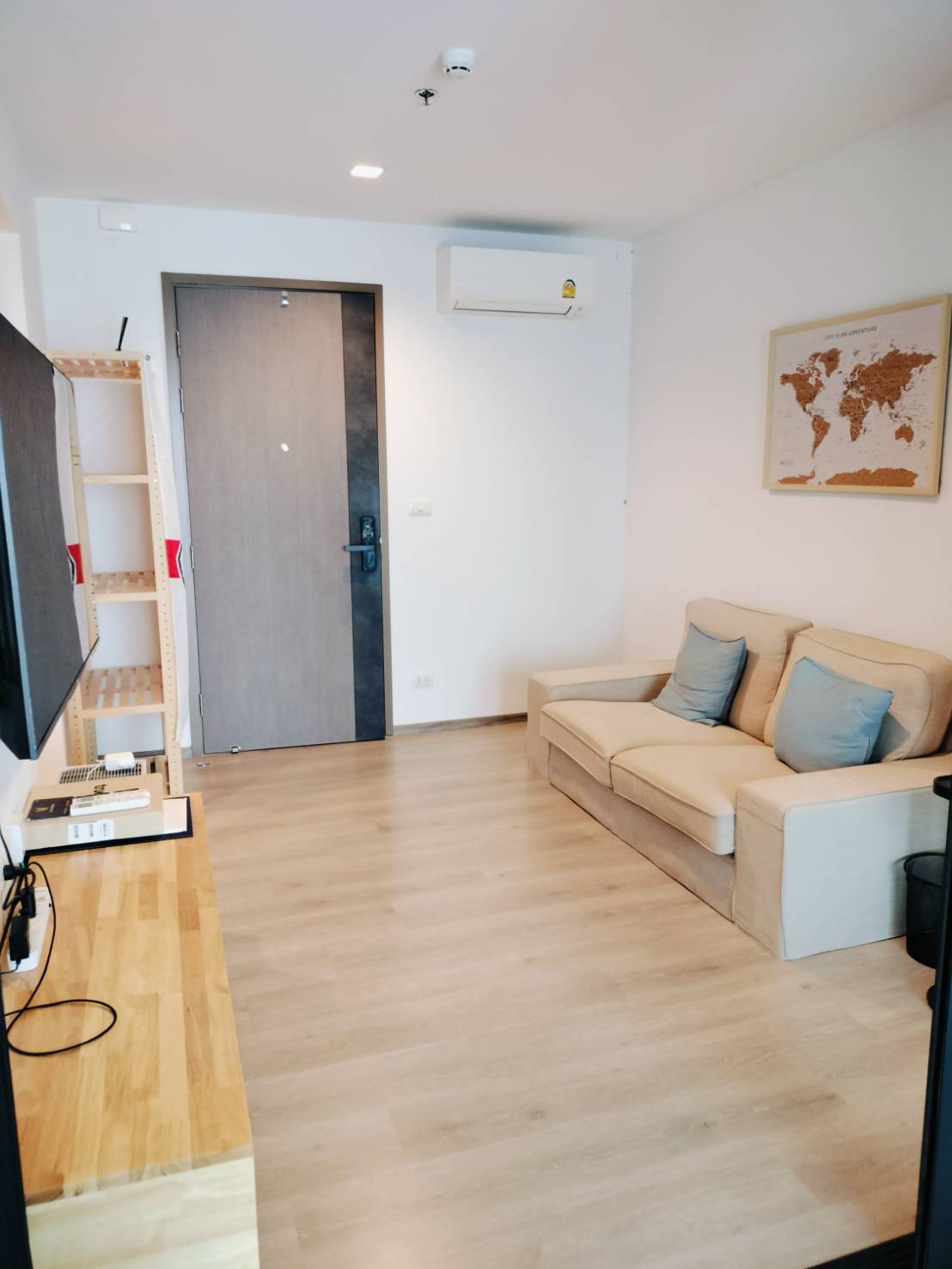 ให้เช่า (For Rent) คอนโด : เดอะ ไลน์ พหลโยธิน อาคาร B ประเภท : 1 ห้องนอน 1ห้องน้ำ พื้นที่ :37.5 ตรม.