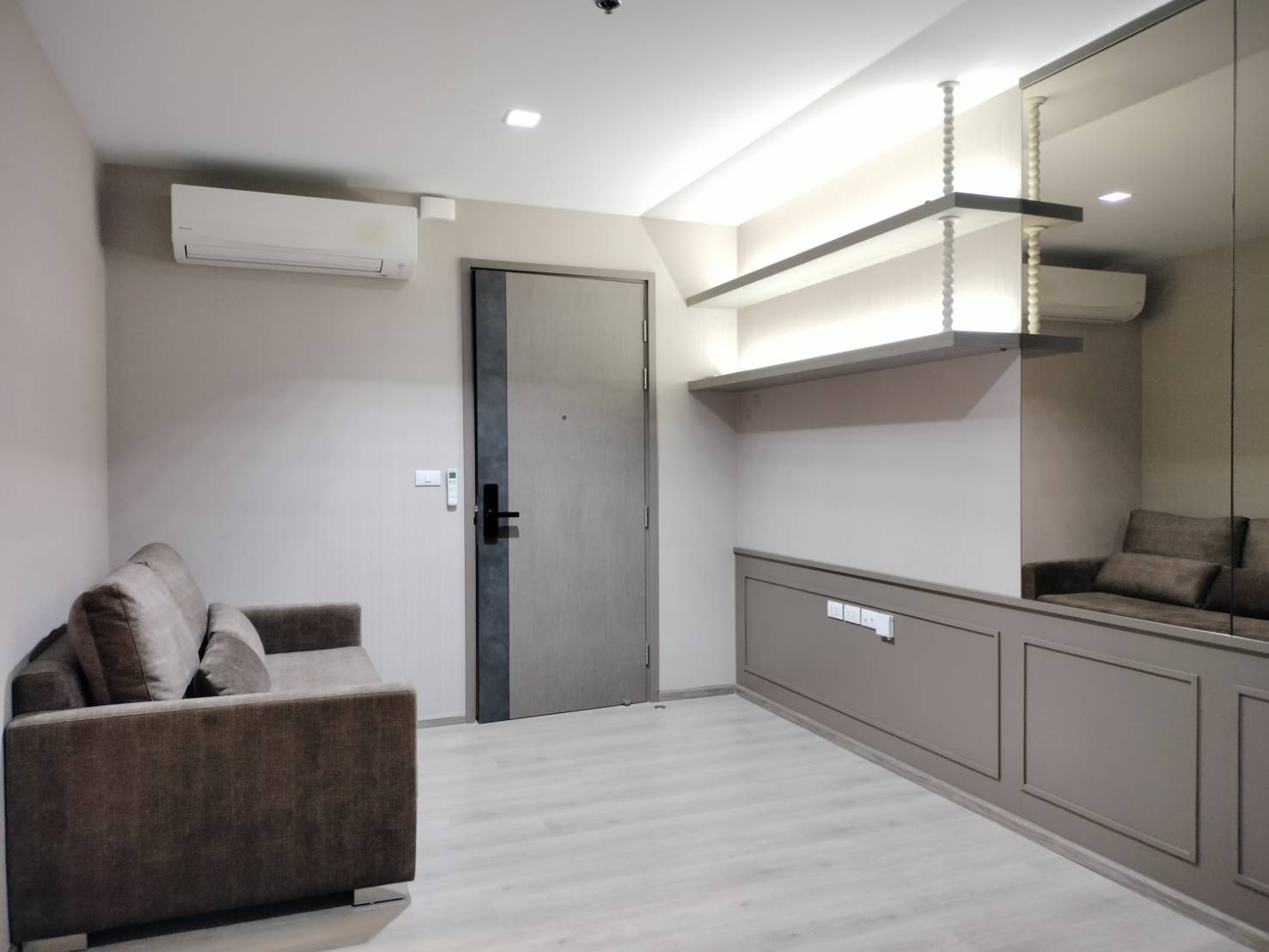 ขาย (For Sale) คอนโด : เดอะ ไลน์ พหลโยธิน อาคาร B (The Line Phahonyothin Park B) ประเภท : 1 ห้องนอน 1 ห้องน้ำ พื้นที่ : 40 ตรม.