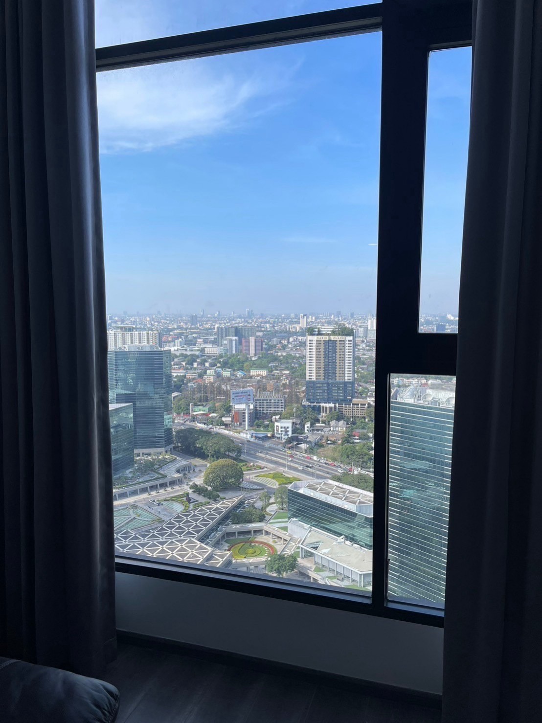 ให้เช่า (For Rent) คอนโด :(Knightsbridge Space Ratchayothin)ไนท์บริดจ์ สเปซ รัชโยธิน 1 ห้องนอน 1 ห้องน้ำ ( Duplex)