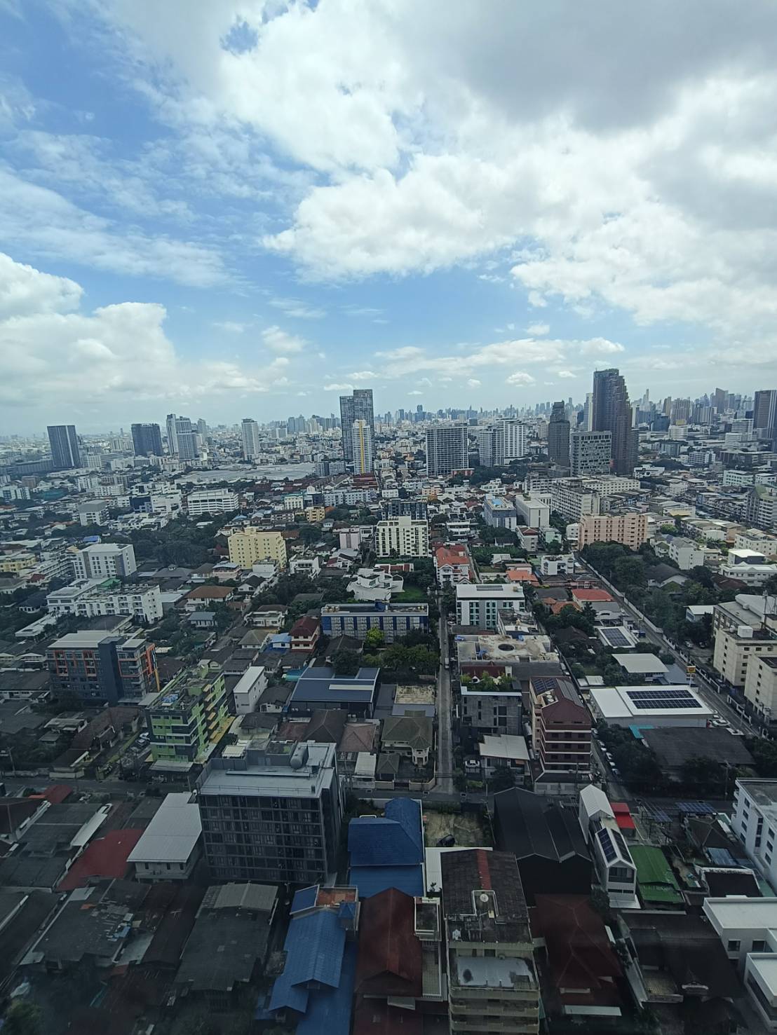 ให้เช่า (For Rent) คอนโด : เดอะ ไลน์ พหลโยธิน อาคาร B ประเภท : 1 ห้องนอน 1ห้องน้ำ พื้นที่ :32.5 ตรม.