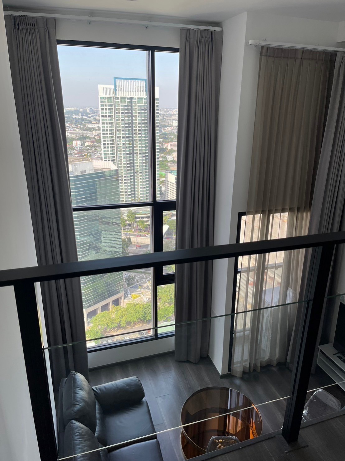 ให้เช่า (For Rent) คอนโด :(Knightsbridge Space Ratchayothin)ไนท์บริดจ์ สเปซ รัชโยธิน 1 ห้องนอน 1 ห้องน้ำ ( Duplex)