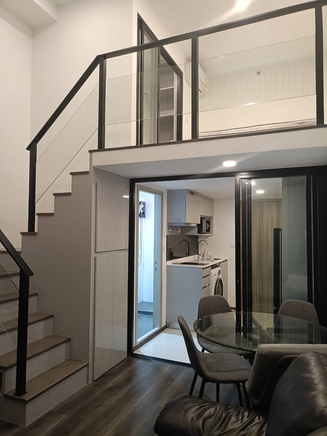 ให้เช่า (For Rent) คอนโด :(Knightsbridge Space Ratchayothin)ไนท์บริดจ์ สเปซ รัชโยธิน 1 ห้องนอน 1 ห้องน้ำ ( Duplex)