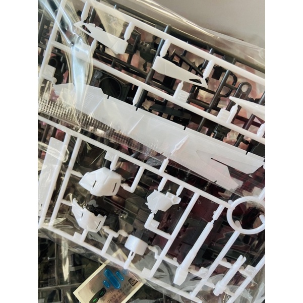 MG PREMIUM BANDAI ZGMF-X09A Justice Gundam ver 2.0 [Special Coating]