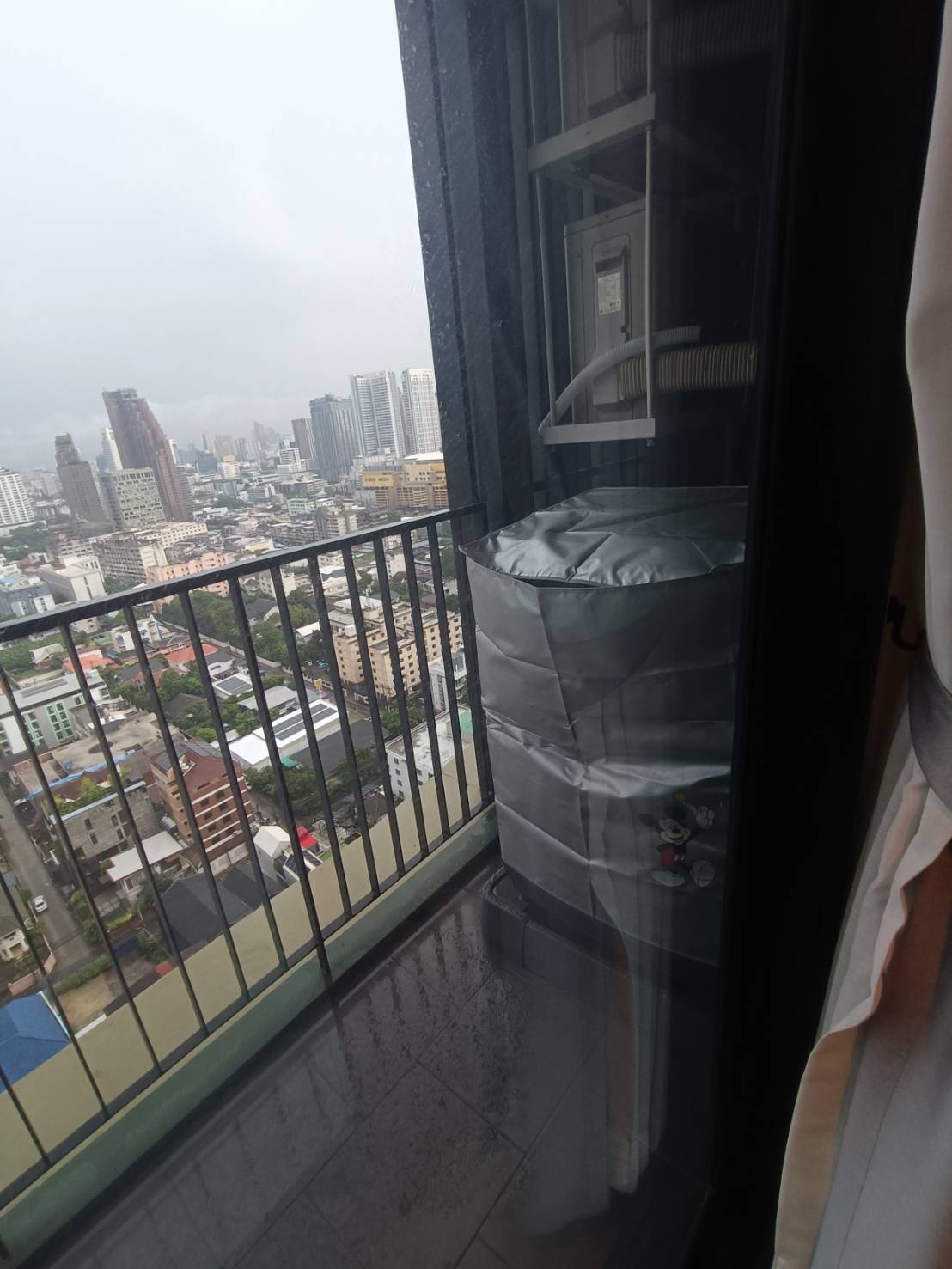 ให้เช่า (For Rent) คอนโด : เดอะ ไลน์ พหลโยธิน อาคาร B ประเภท : 1 ห้องนอน 1ห้องน้ำ พื้นที่ :37.75 ตรม.