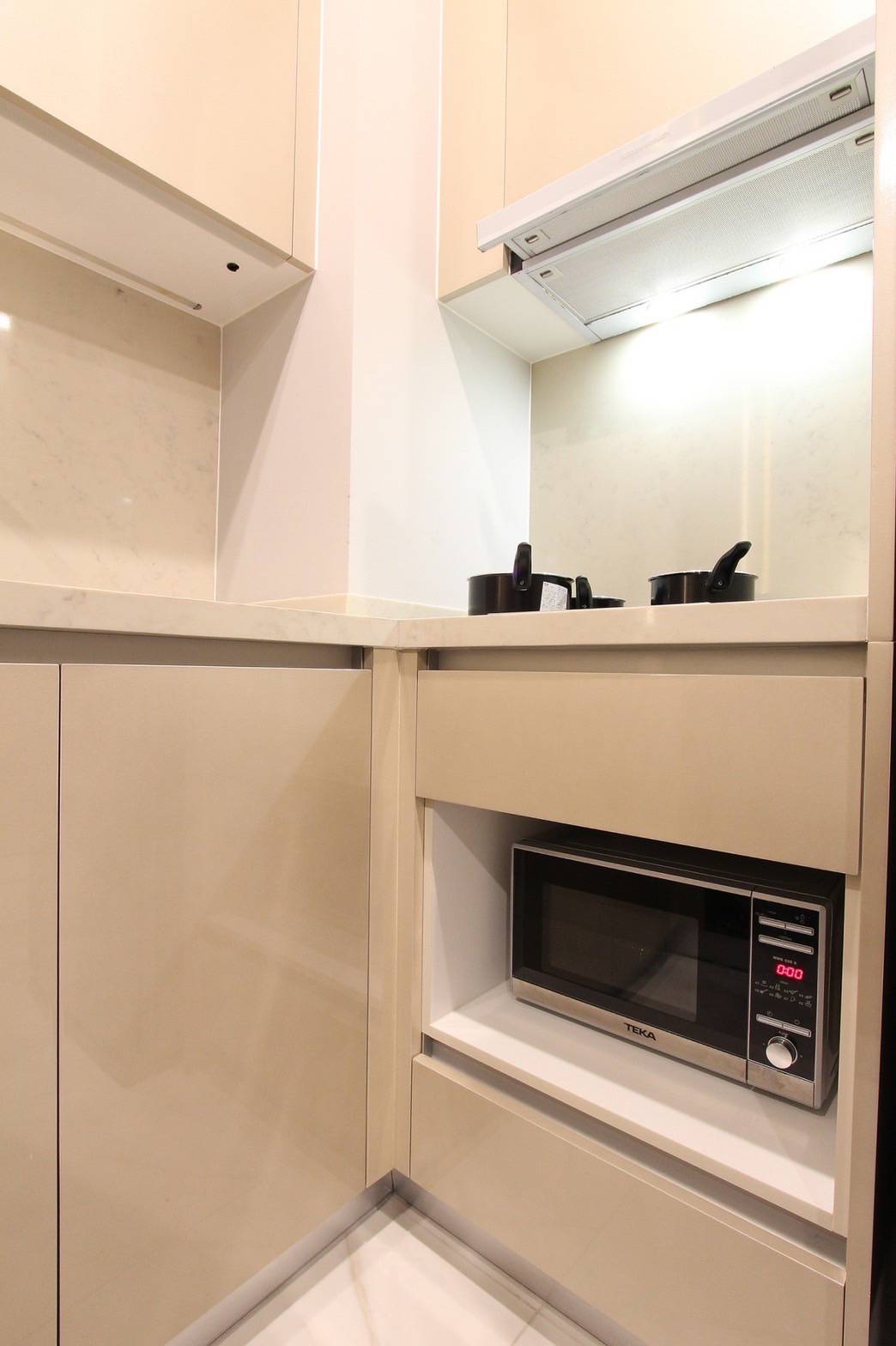 For Rent | LAVIQ Sukhumvit 57 1 Bedrooms | 1 Bathrooms 43 sq.m. – Luxury Condo near BTS Thonglor